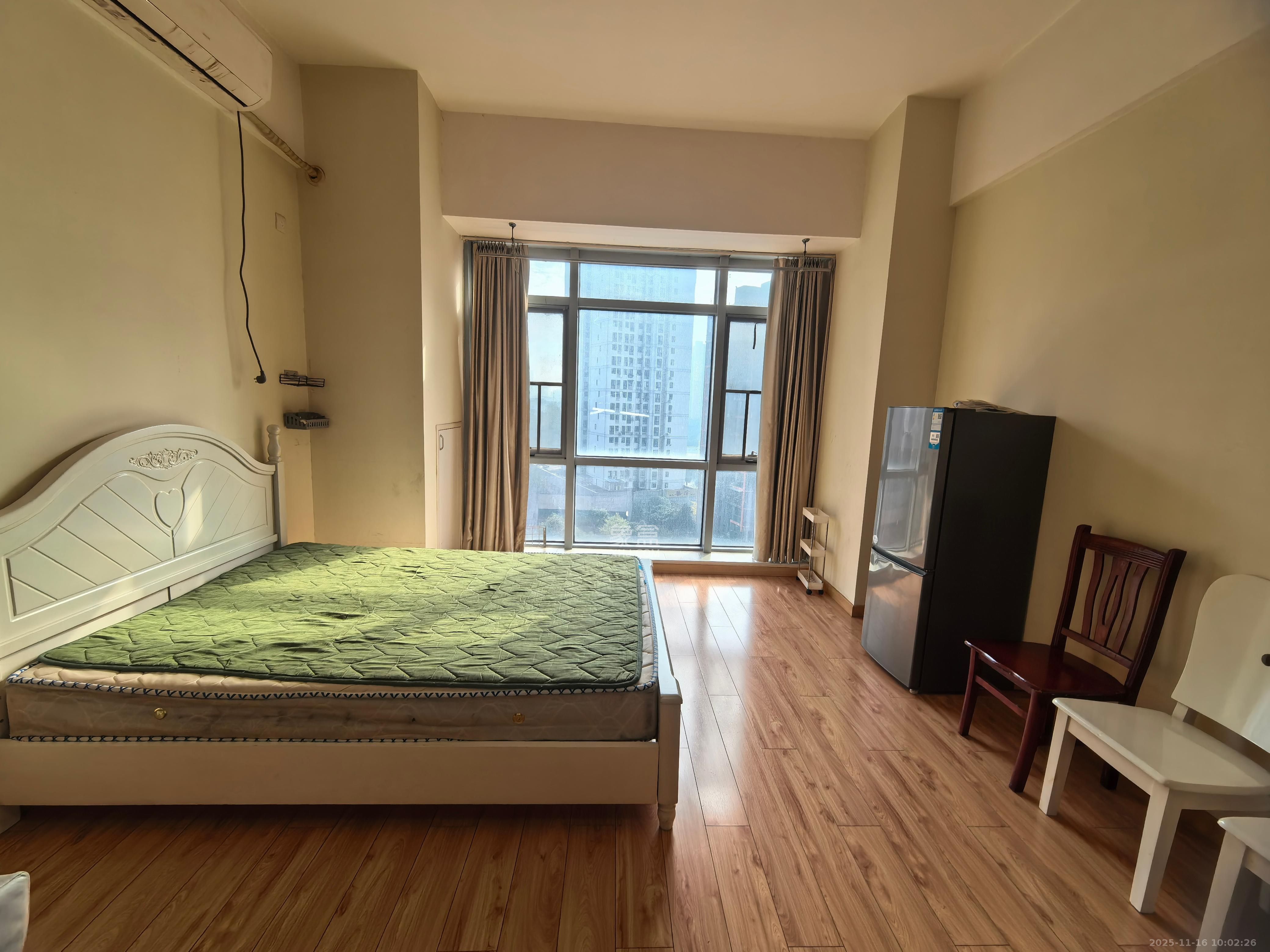 奥克斯缔壹城  1室1厅1卫    1300.0元/月室内图