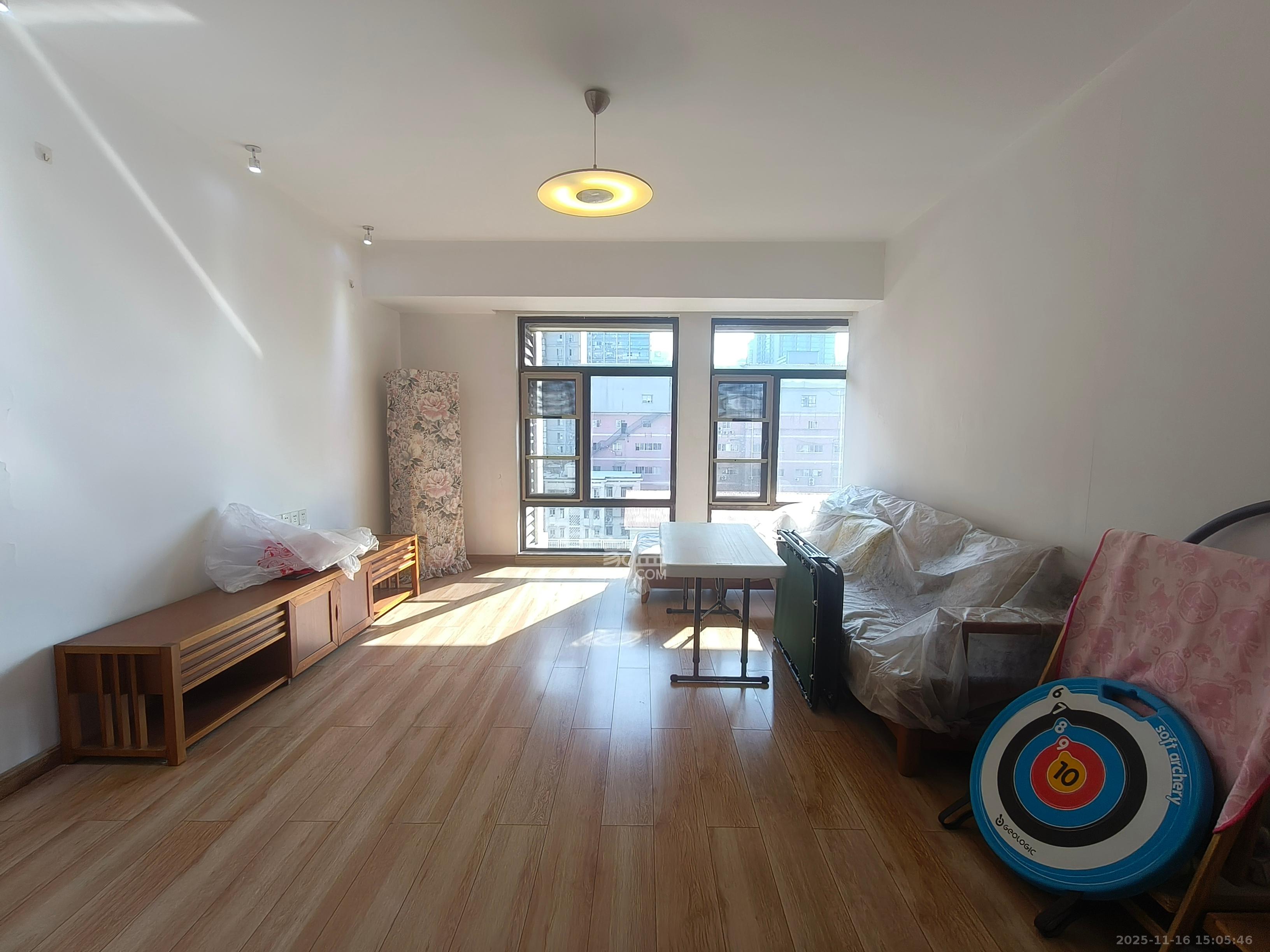 铂宫  3室2厅2卫    138.0万