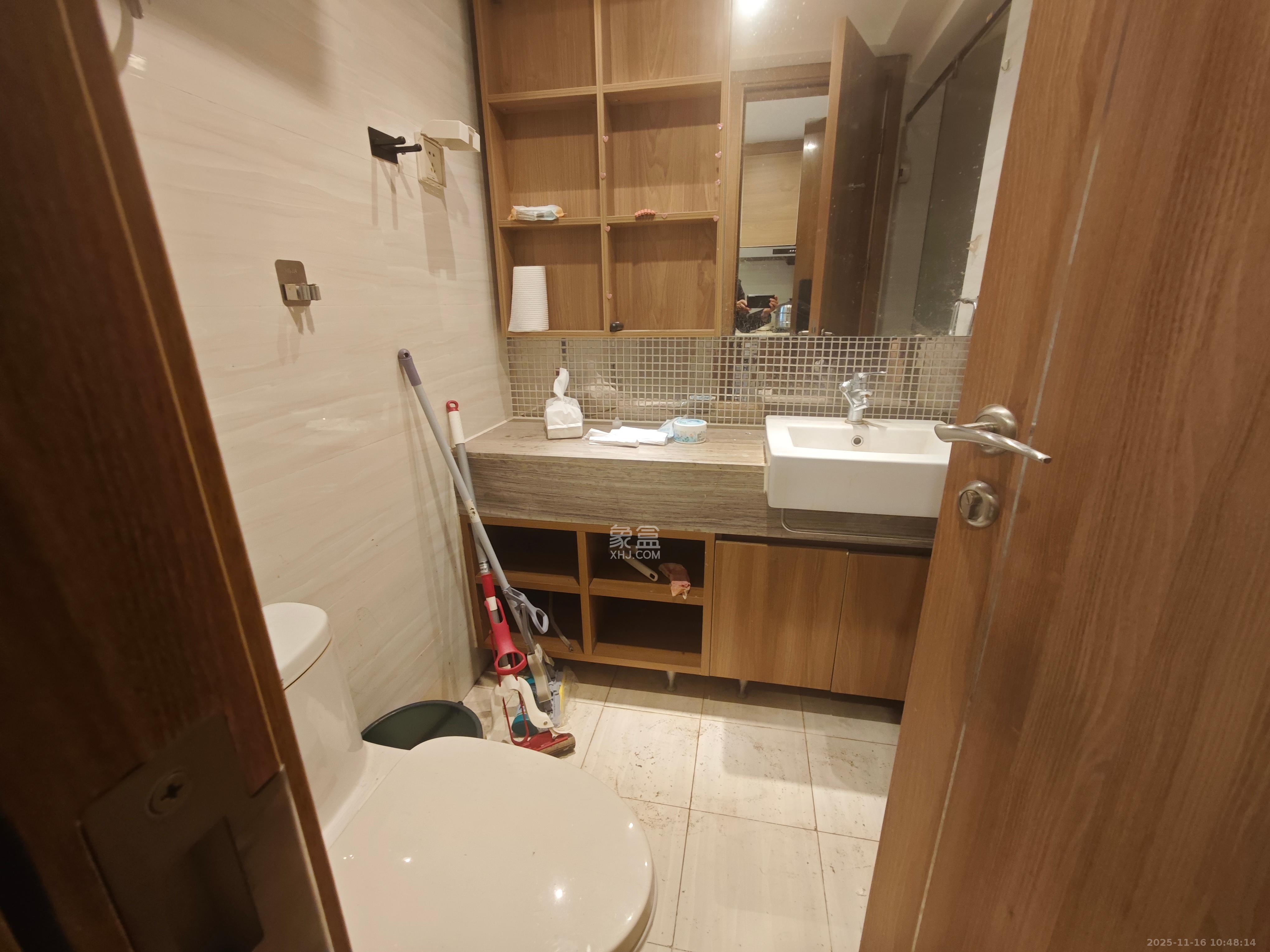 恒大翡翠华庭  1室1厅1卫    1400.0元/月室内图