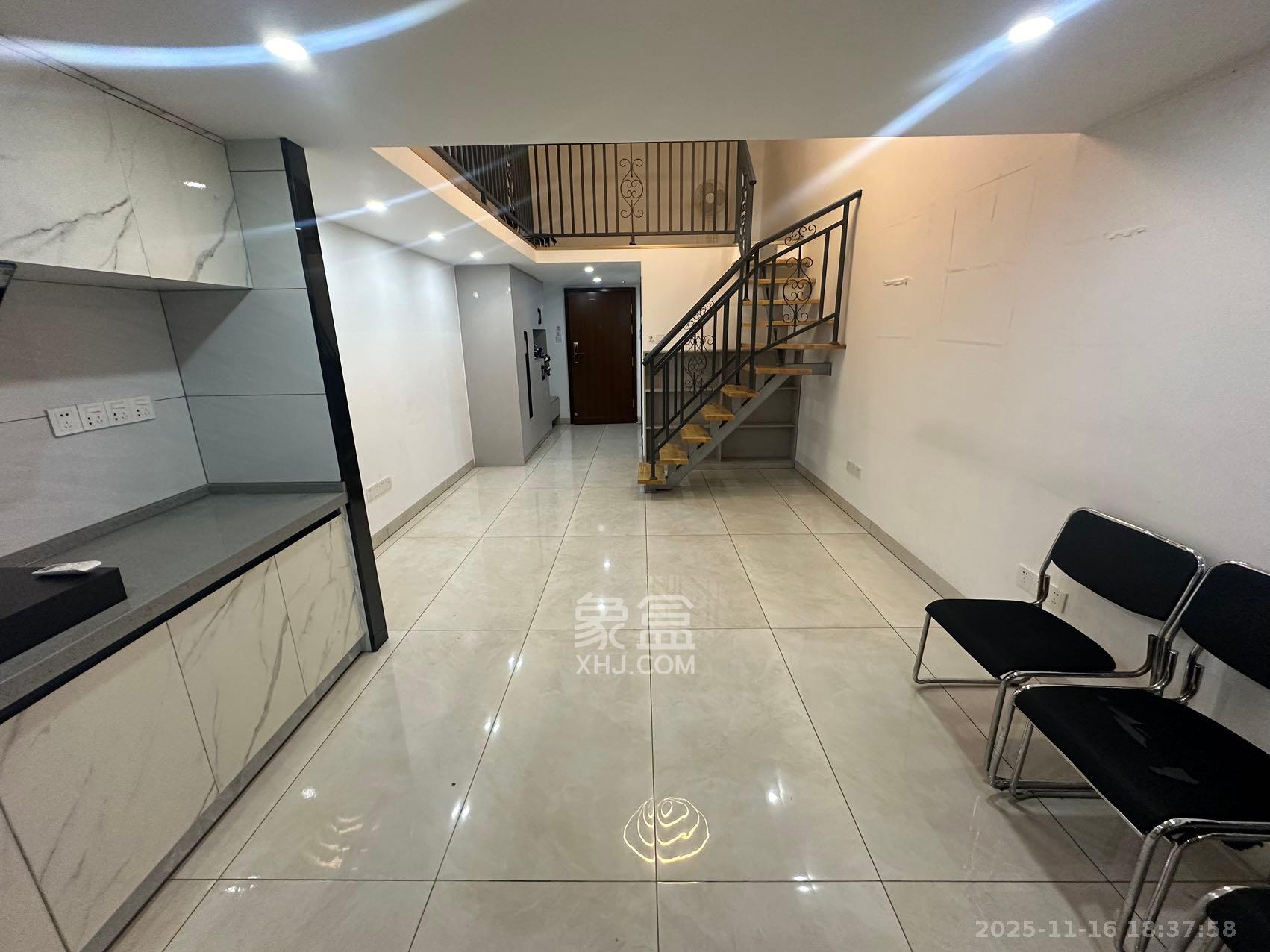 恒大御景半岛锦绣苑  2室2厅1卫    2200.0元/月