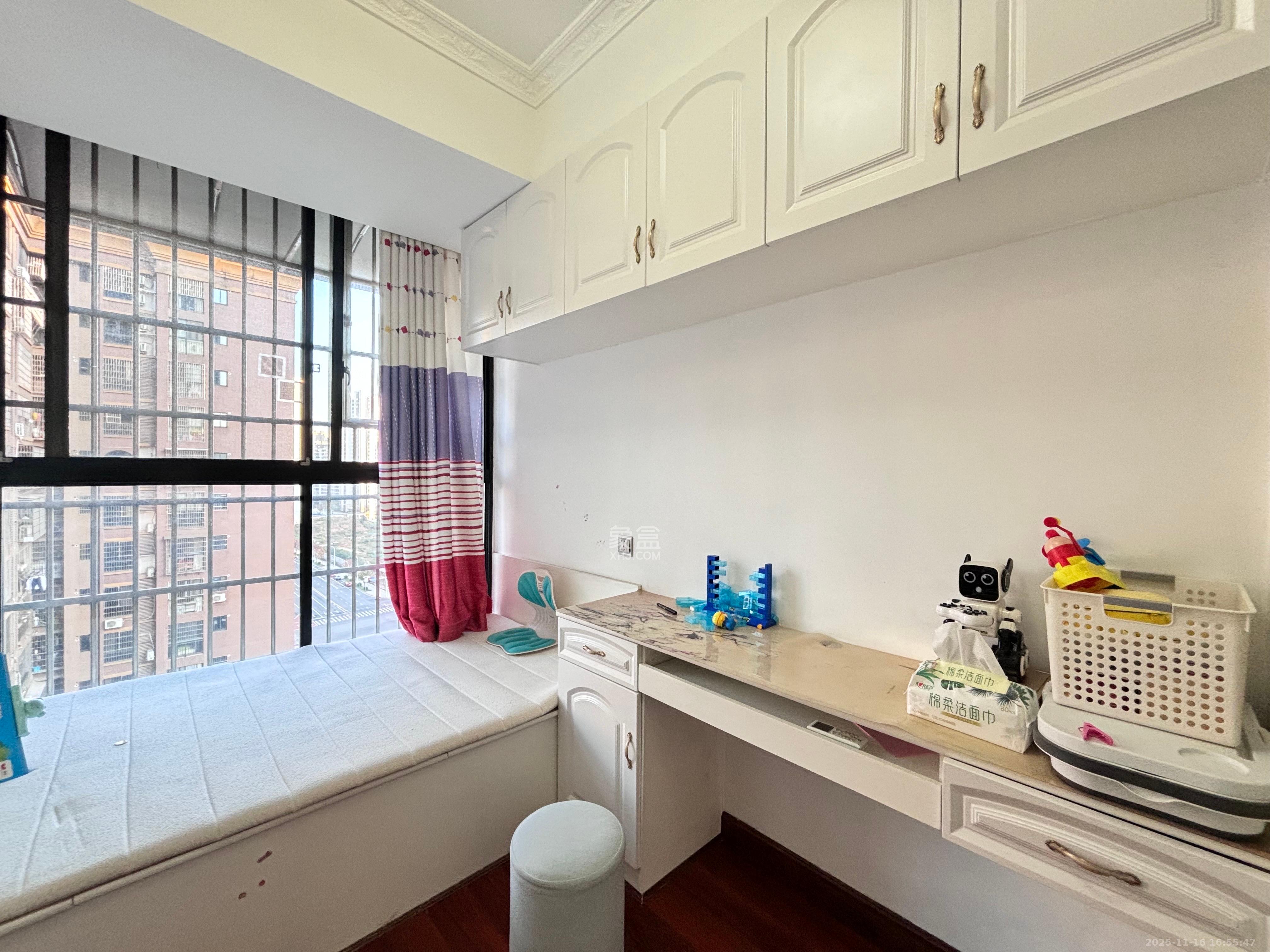 泰禹云开壹品 3室2厅2卫 2400.0元/月 泰禹云开壹品 3室2厅2卫 2400.0元/月室内图