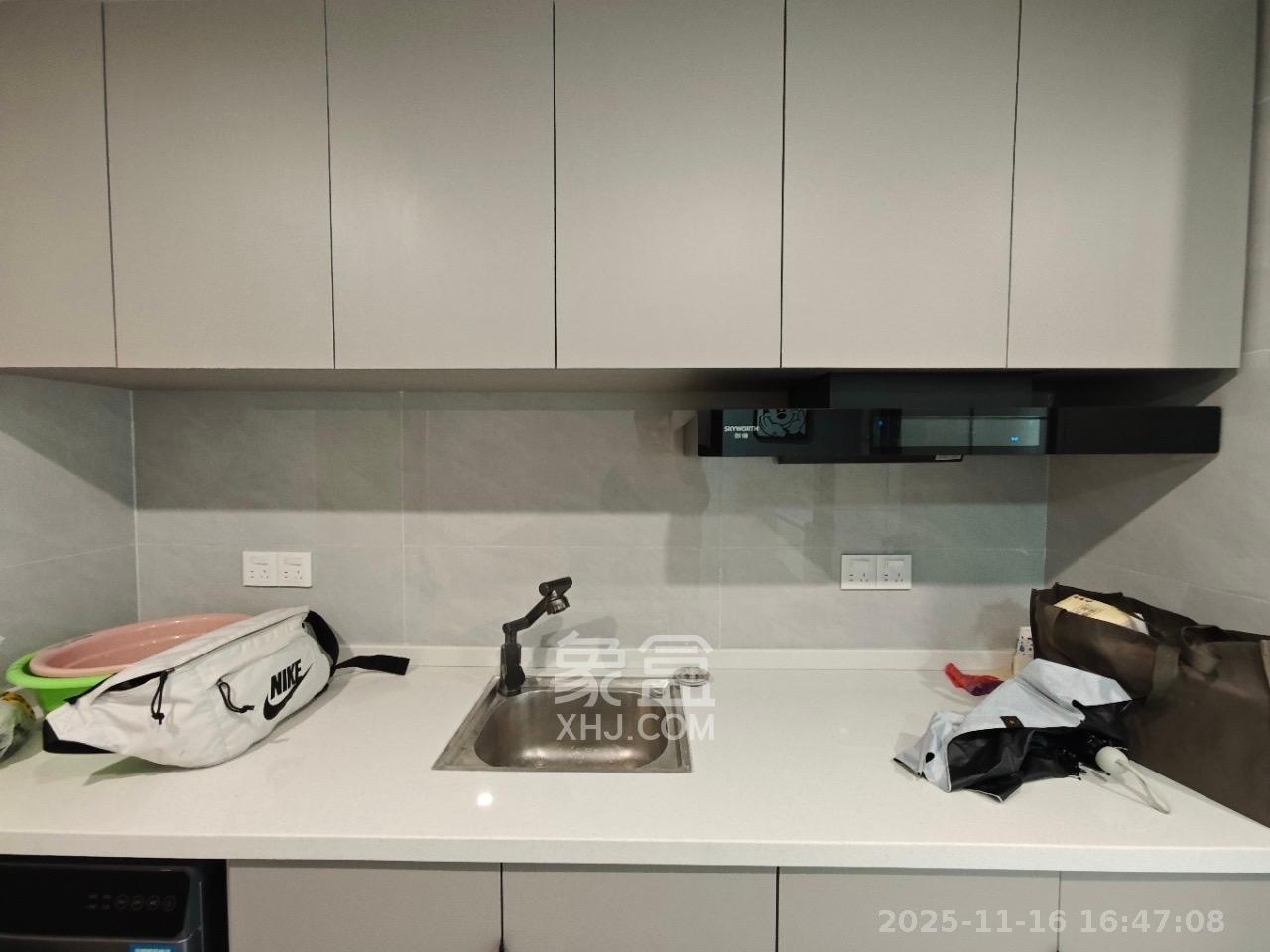 时代MOMA云PARK 2室1厅1卫 2400.0元/月 时代MOMA云PARK 2室1厅1卫 2400.0元/月室内图