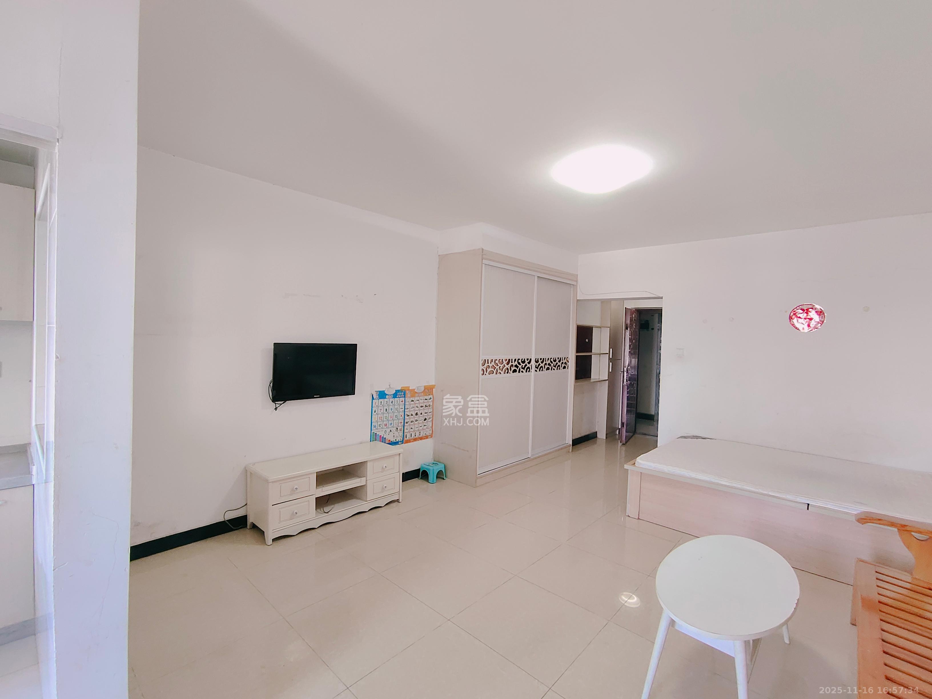 先锋东外滩 1室1厅1卫 1400.0元/月 先锋东外滩 1室1厅1卫 1400.0元/月室内图