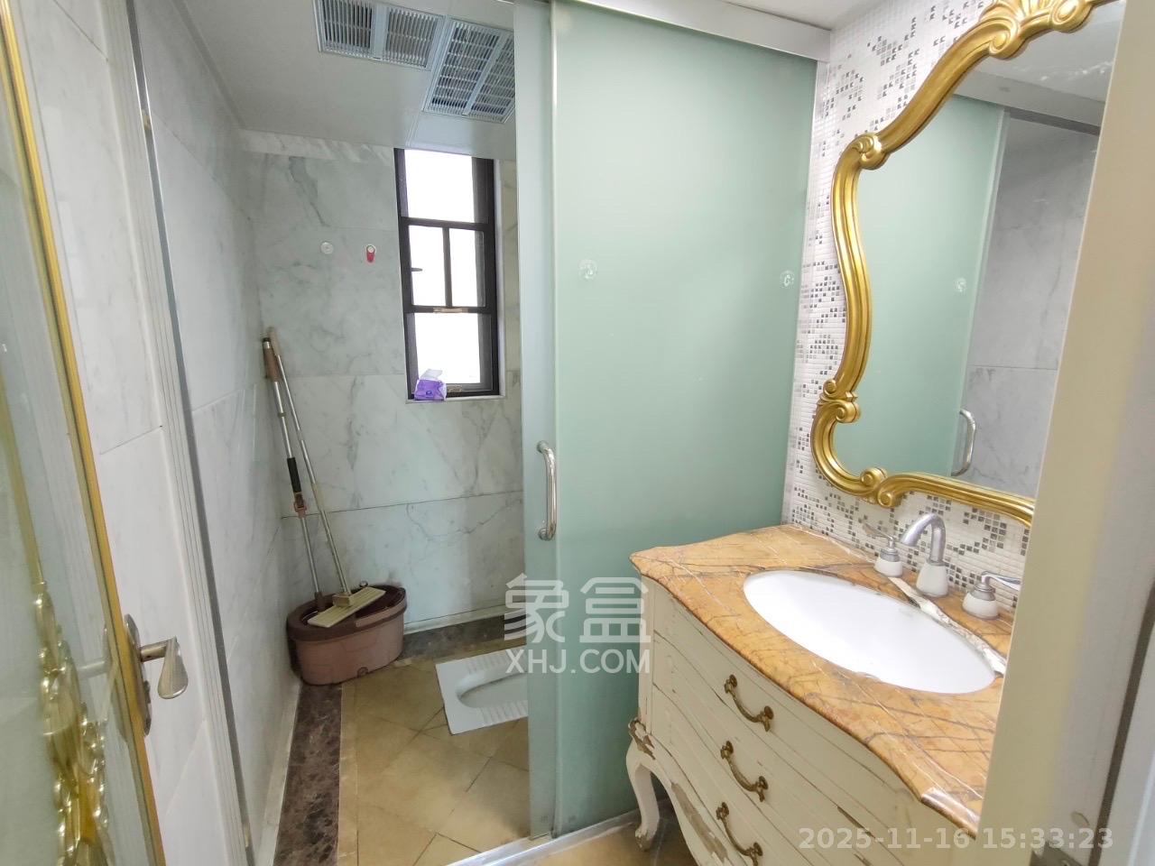 湘域熙岸  3室2厅2卫    3200.0元/月室内图