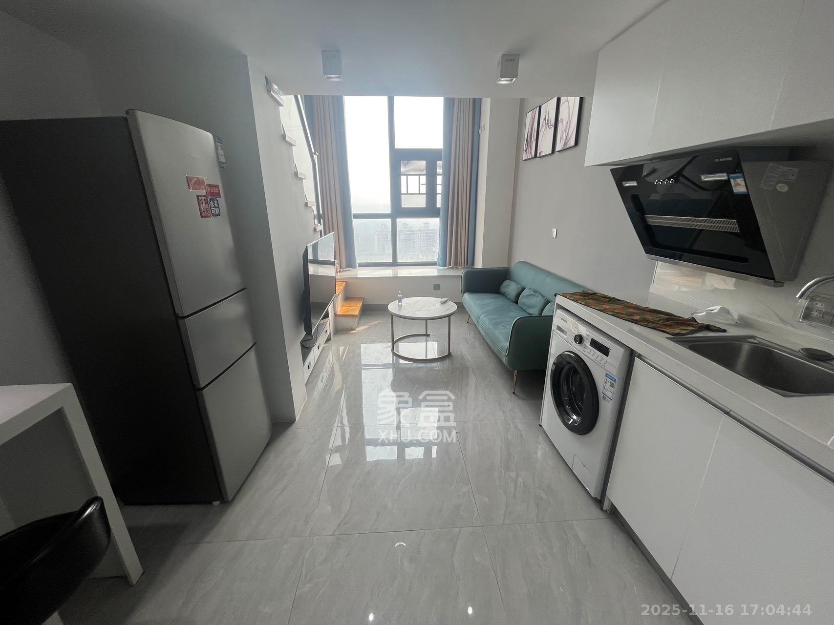 弘坤云寓 1室1厅1卫 2300.0元/月 弘坤云寓 1室1厅1卫 2300.0元/月室内图