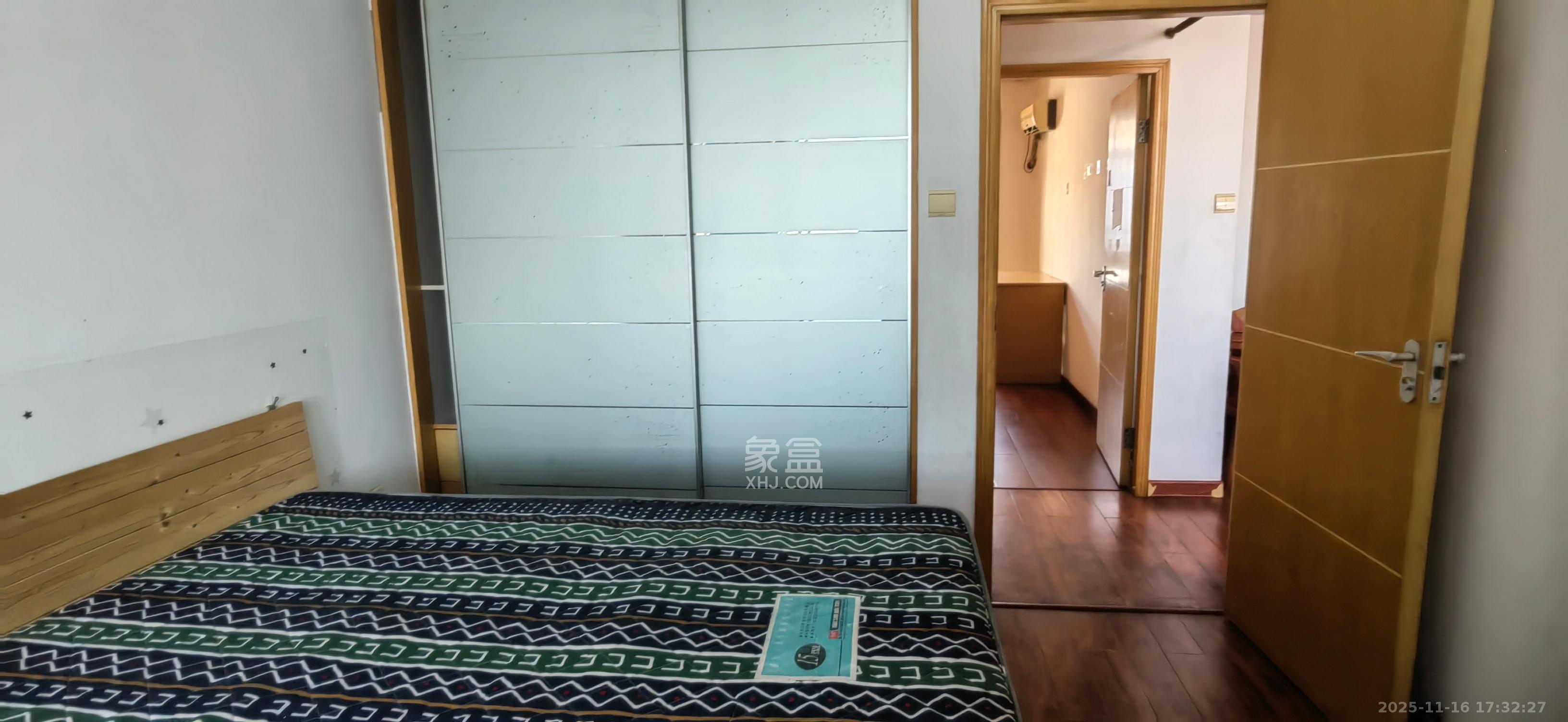 雄踞都市东家  2室2厅1卫    2000.0元/月室内图