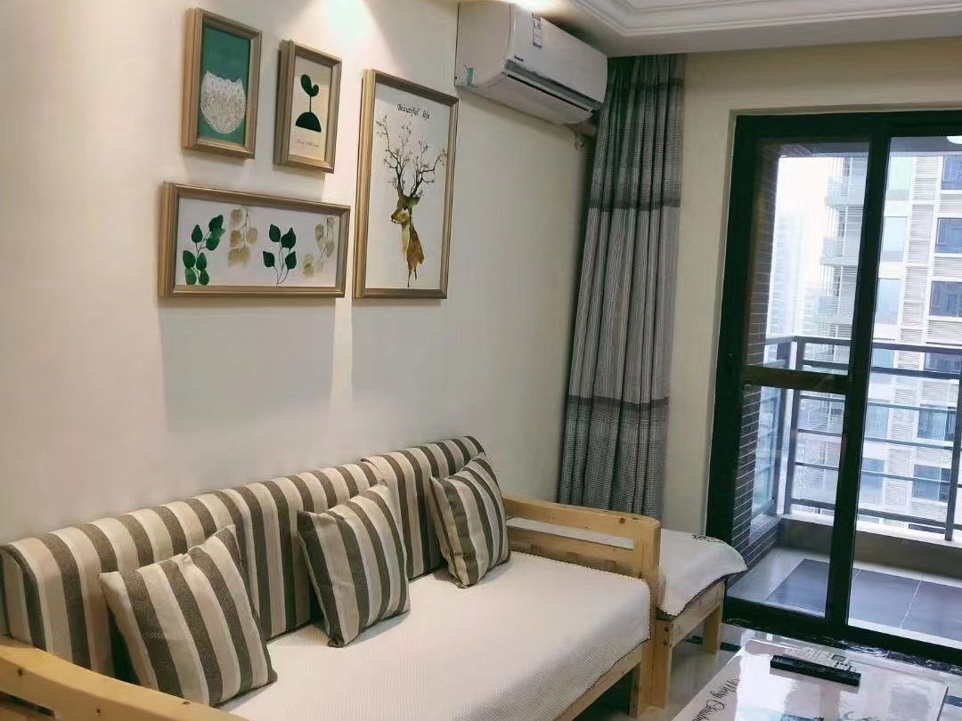 滨江海岸三期 1室2厅1卫 2600.0元/月 滨江海岸三期 1室2厅1卫 2600.0元/月室内图