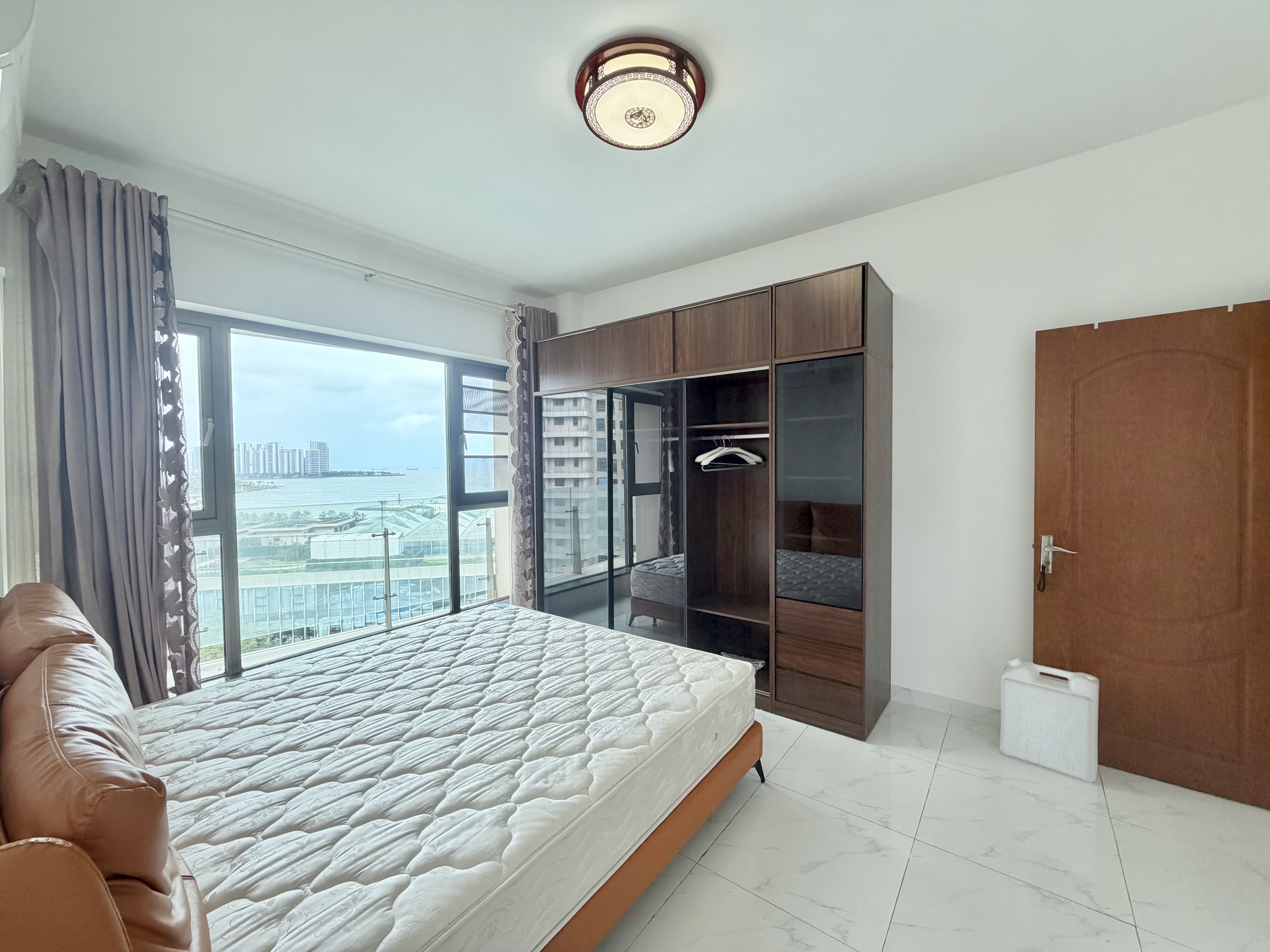 东方天澜汇  3室2厅2卫    7500.0元/月室内图