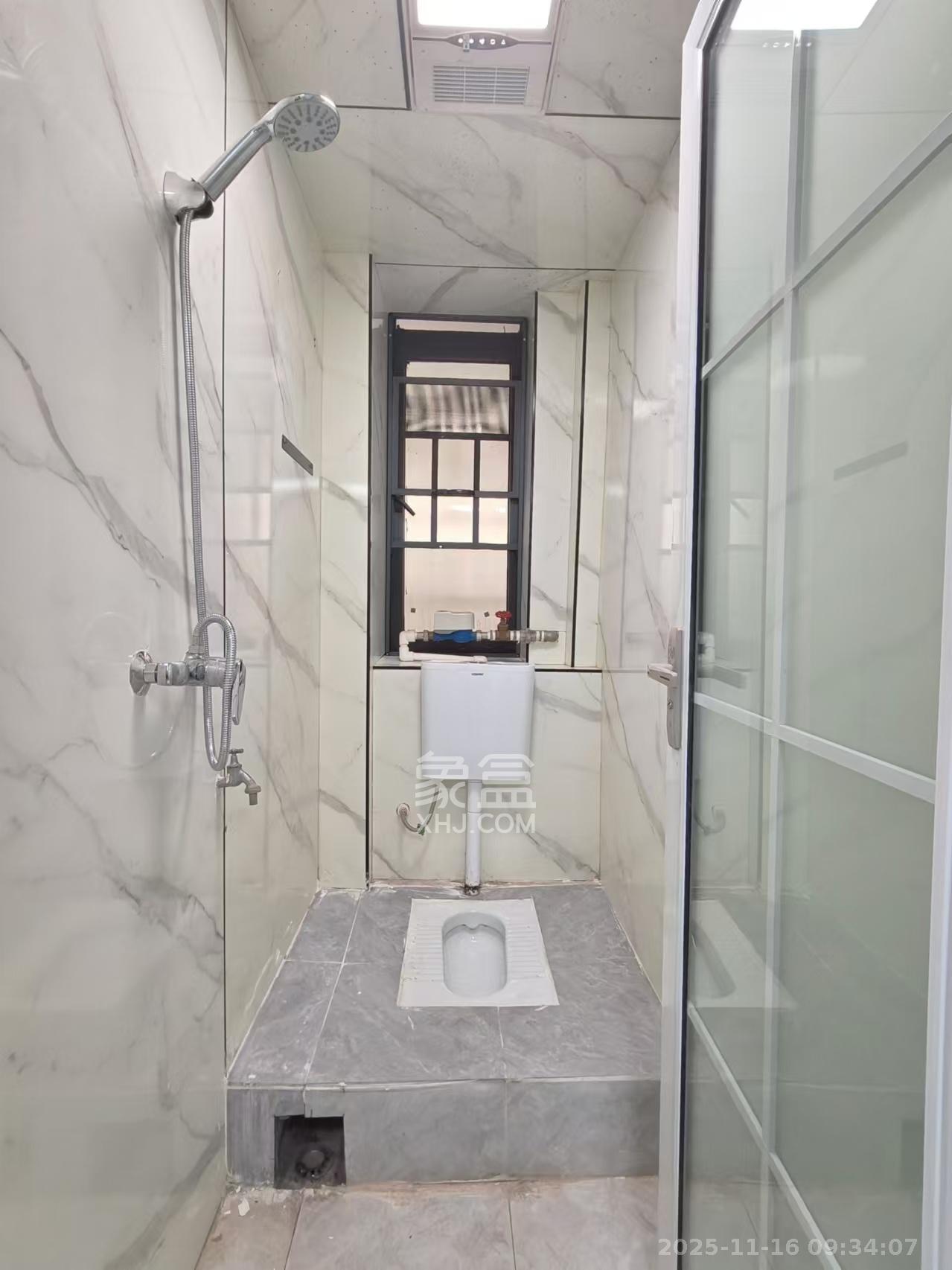 长勘小区  2室2厅1卫    2000.0元/月室内图