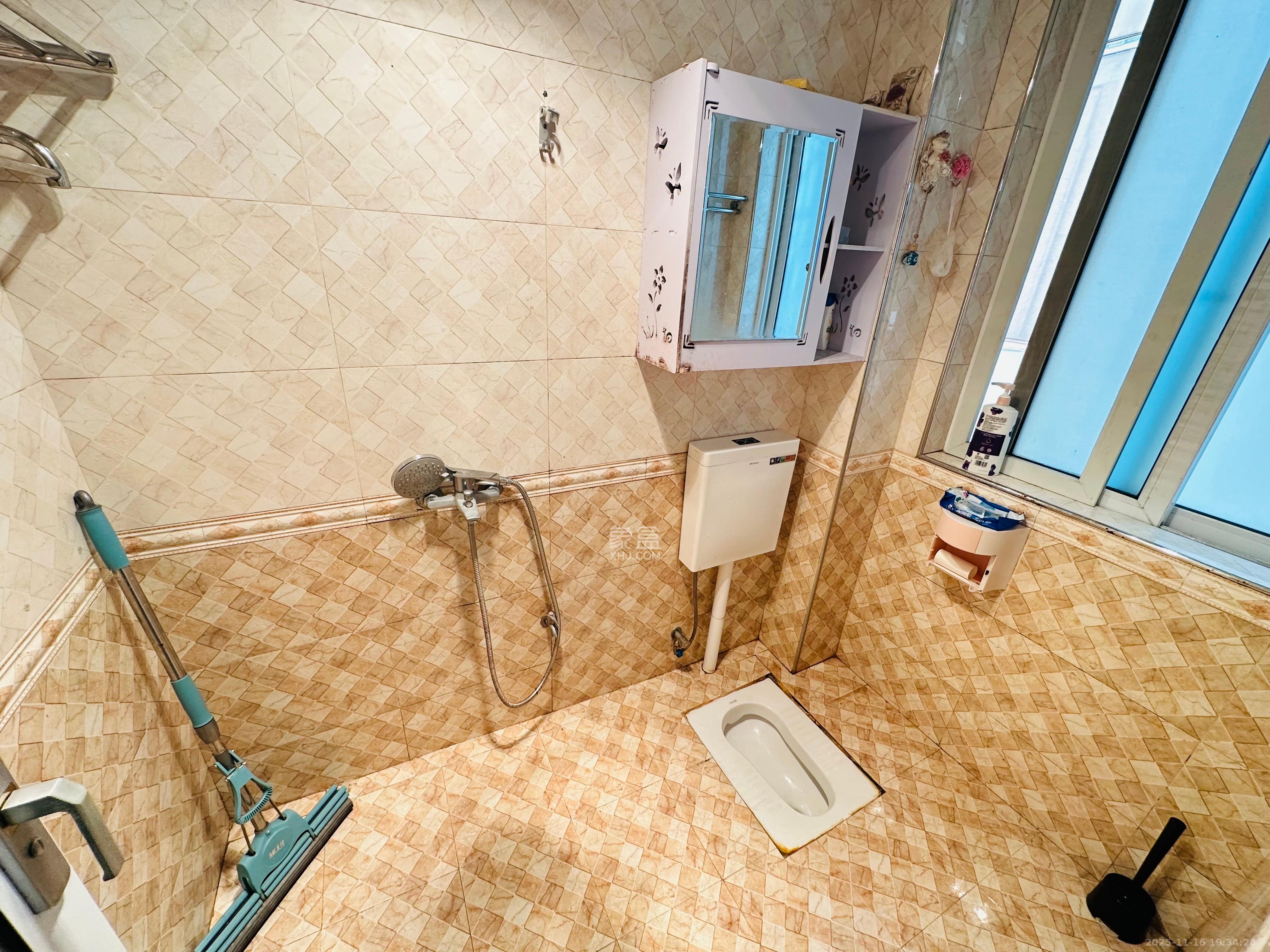 中房F联邦  2室2厅1卫    2600.0元/月室内图