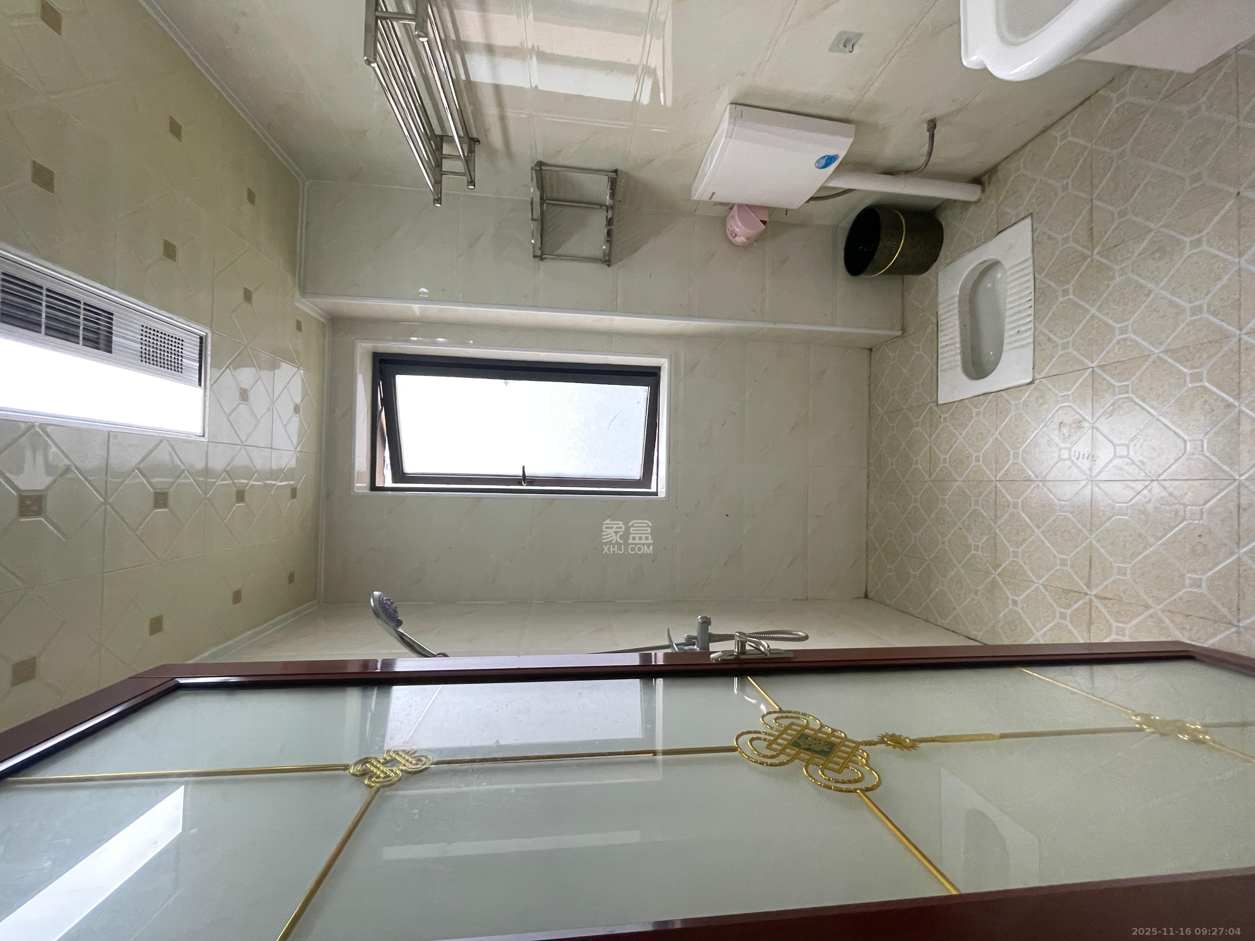 和隆花半里  3室2厅2卫    3000.0元/月室内图