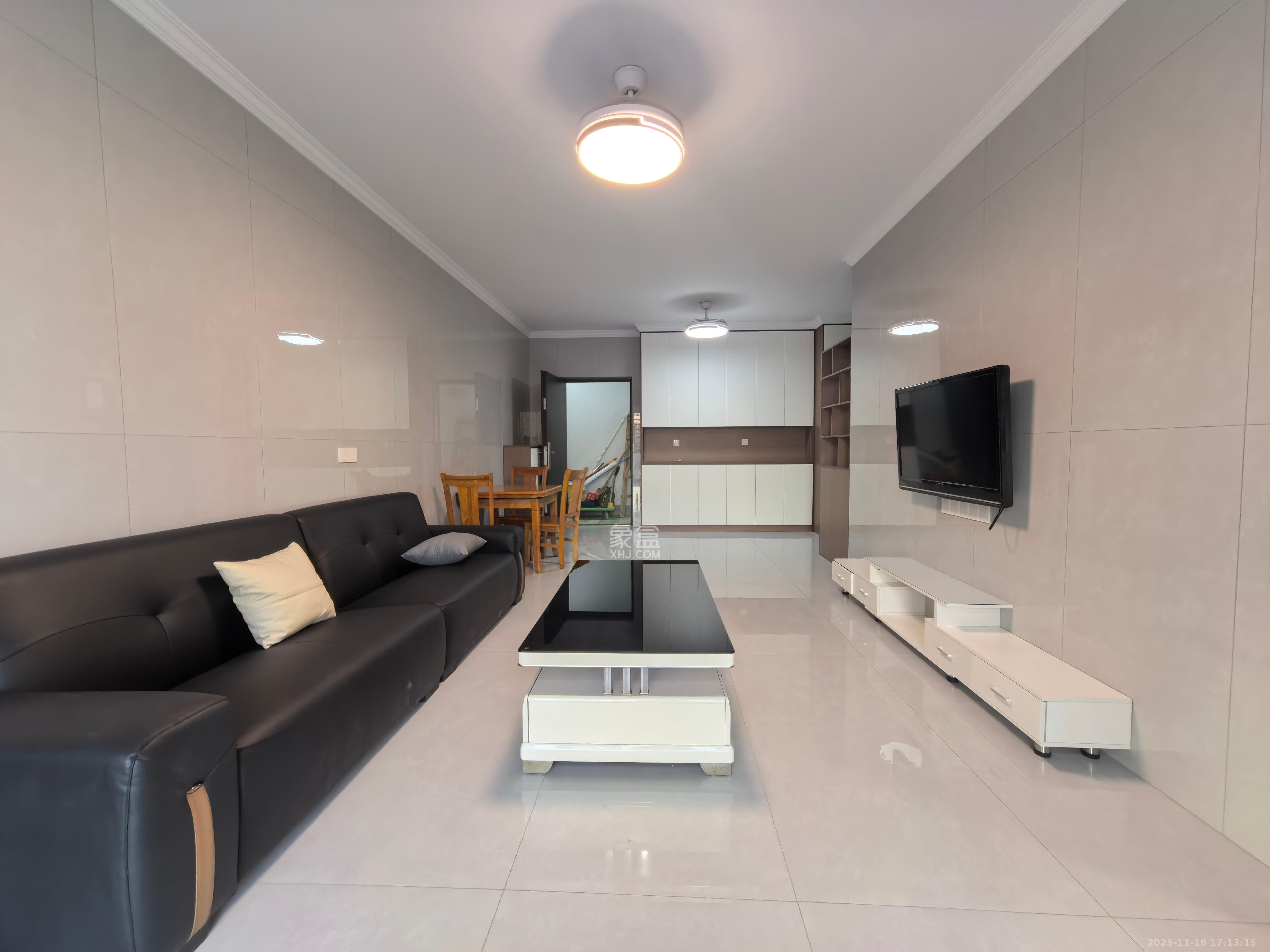 望远嘉苑 2室2厅1卫 2480.0元/月 望远嘉苑 2室2厅1卫 2480.0元/月室内图