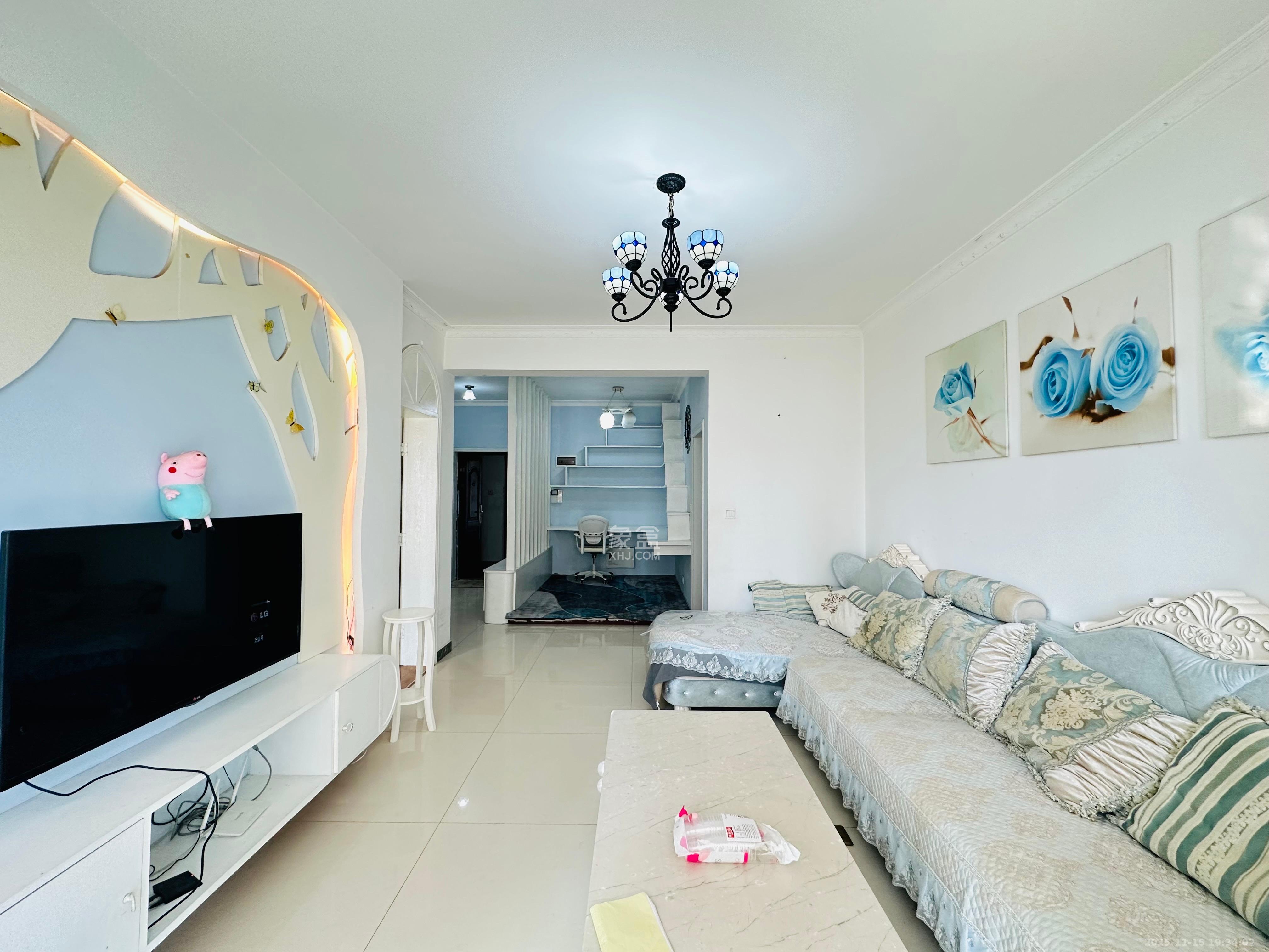 中房F联邦  2室2厅1卫    2600.0元/月室内图