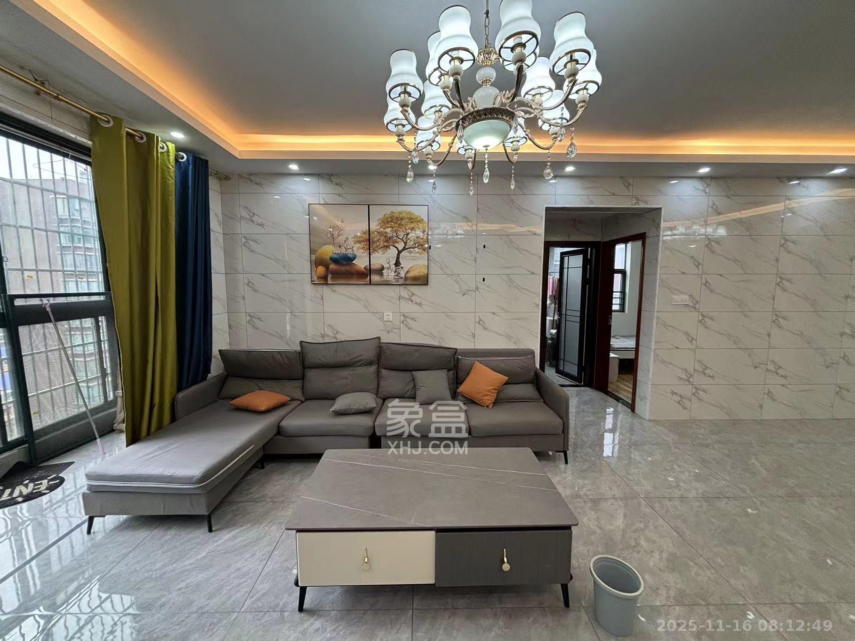 麓谷公馆（涉外国际公馆）  4室2厅3卫    3200.0元/月室内图