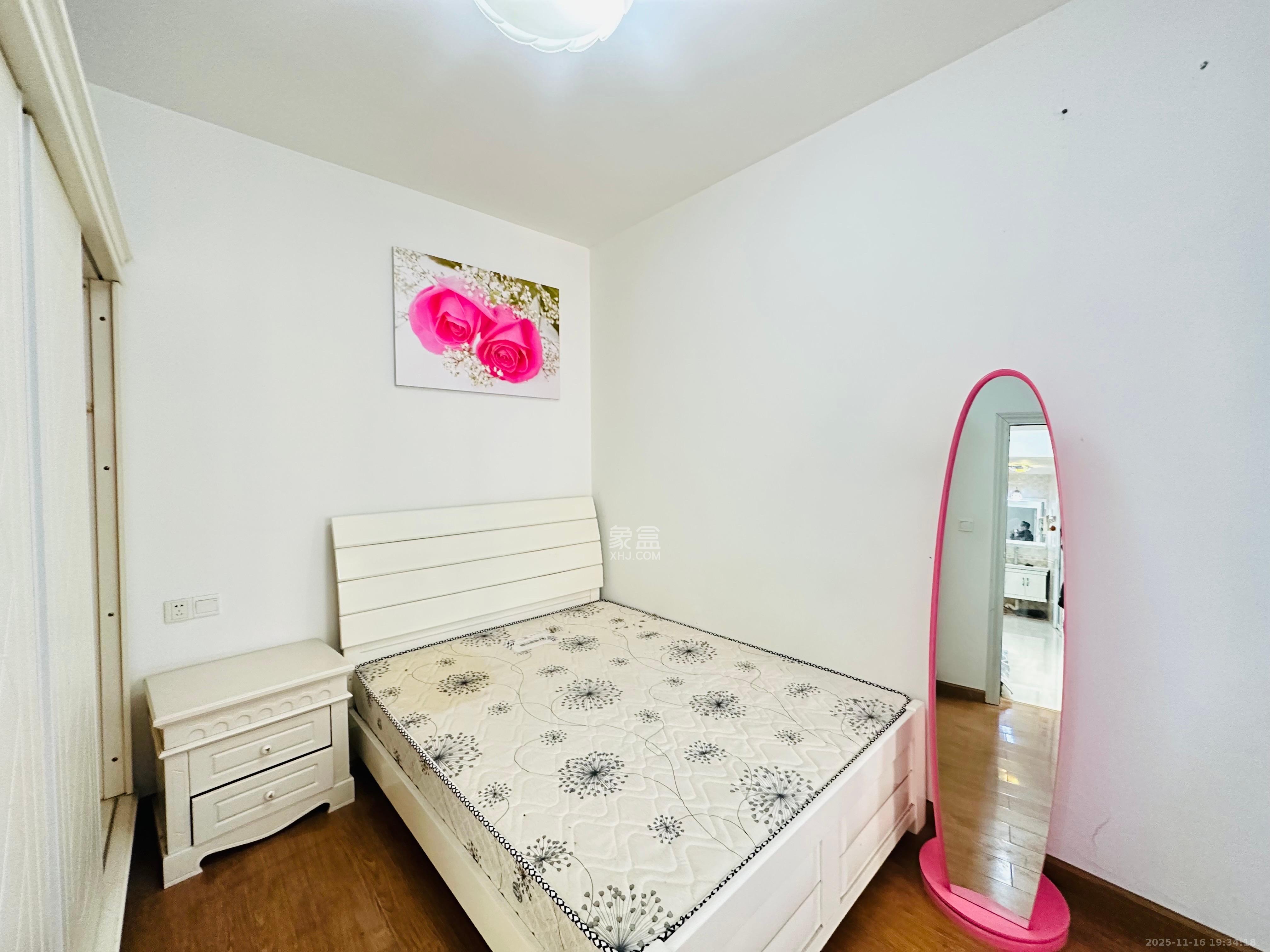 中房F联邦  2室2厅1卫    2600.0元/月室内图