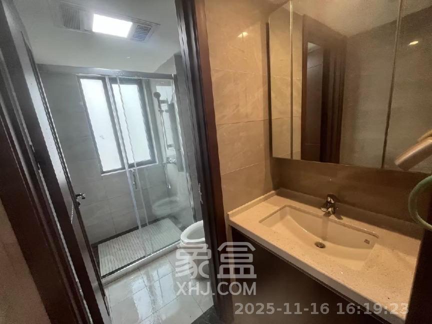 绿地长沙城际空间站（绿地新里佳苑）  4室2厅2卫    3600.0元/月室内图