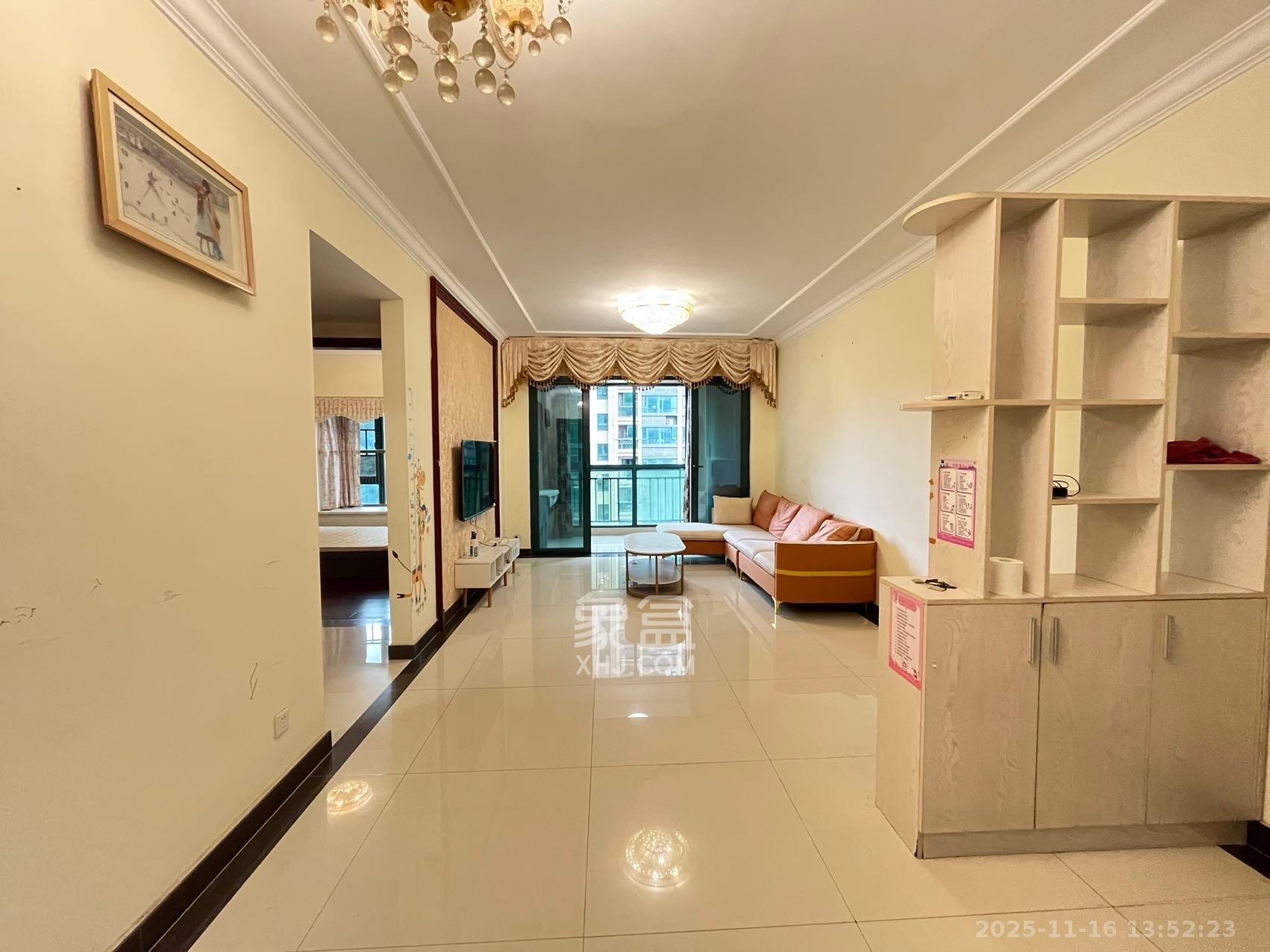 恒大城  2室2厅1卫    1800.0元/月室内图