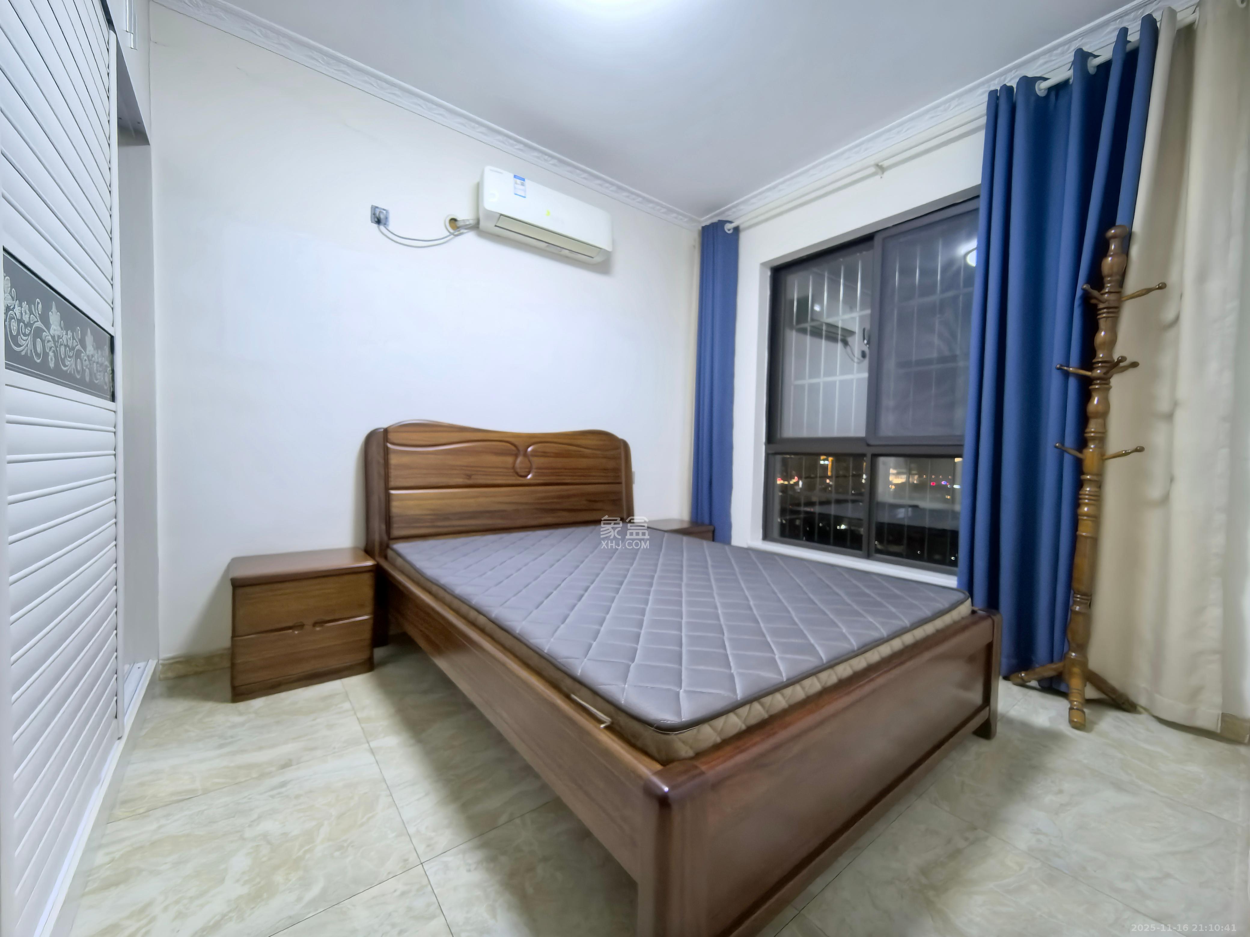 芒果天地(芒果雅苑)  3室2厅1卫    3100.0元/月室内图