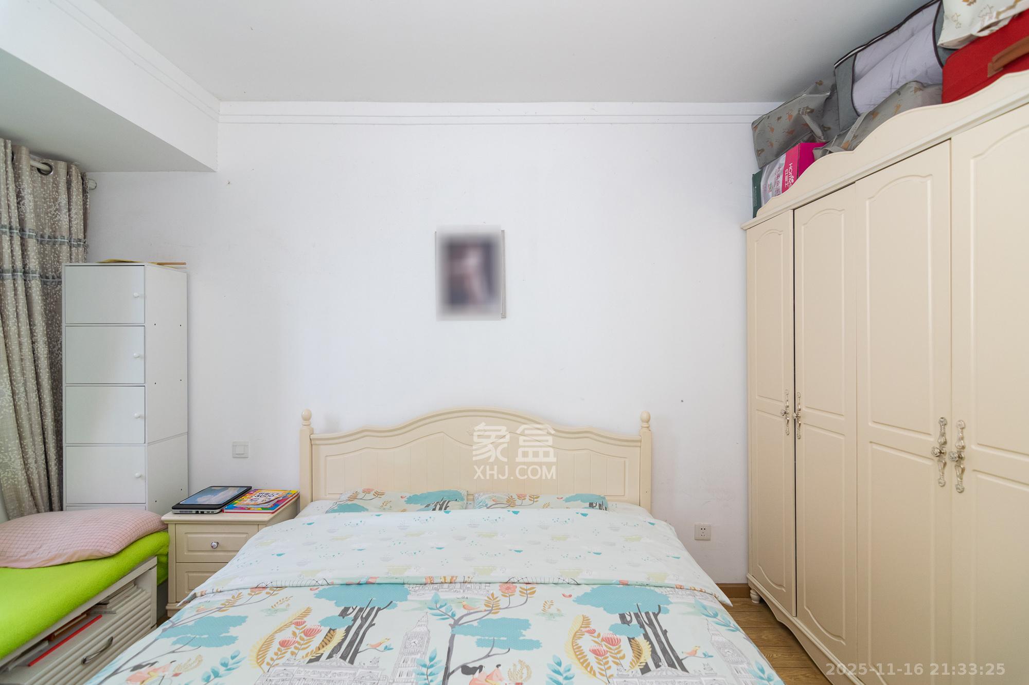 新城国际花都  2室2厅1卫    40.0万卧室