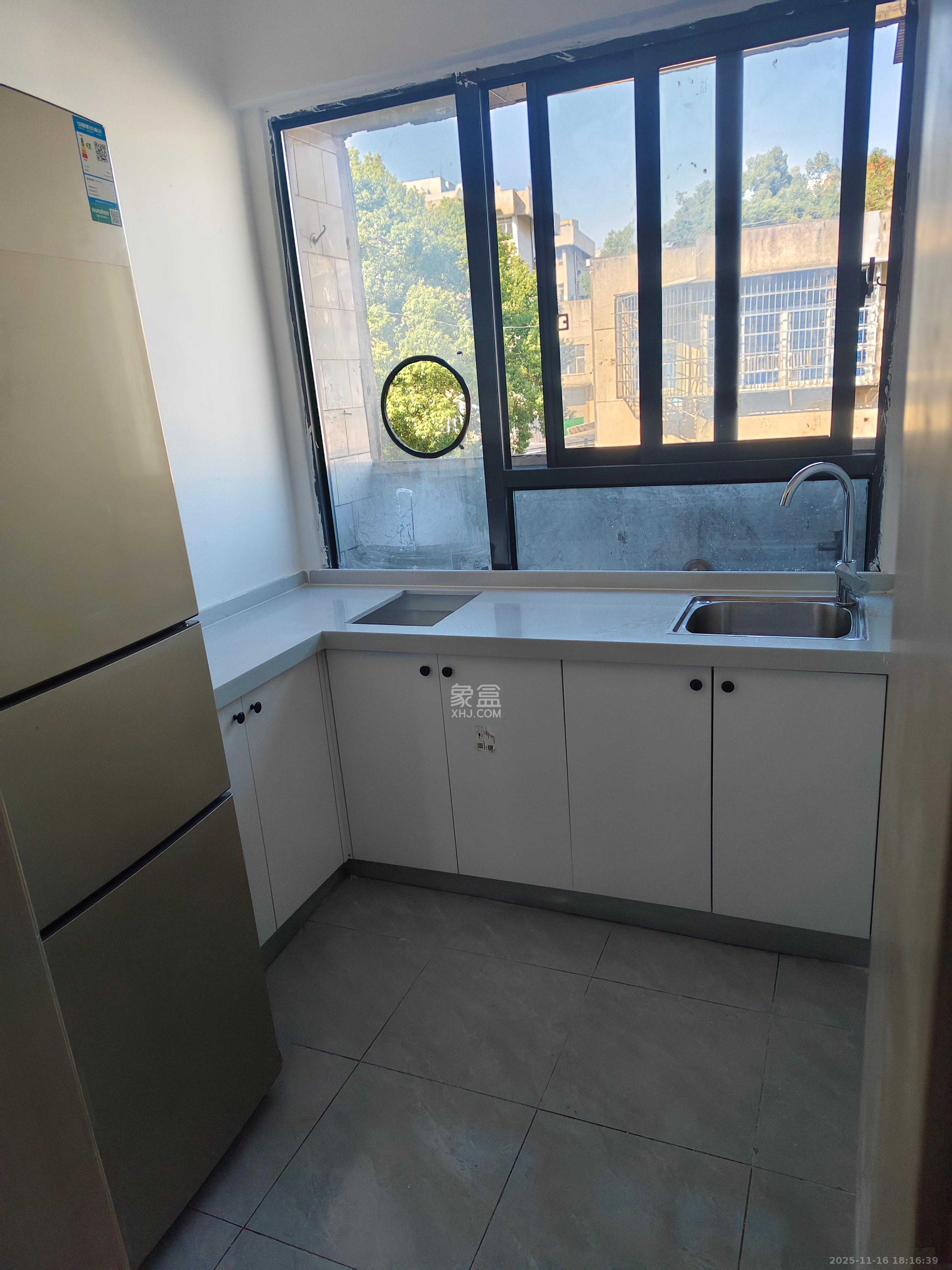 涂家冲社区（涂新小区、农商银行宿舍）  1室0厅0卫    800.0元/月室内图