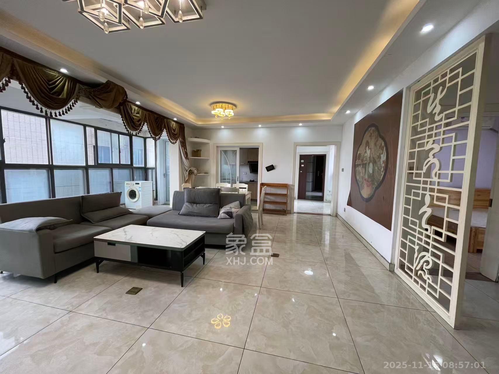 通用时代国际社区  4室2厅1卫    3200.0元/月