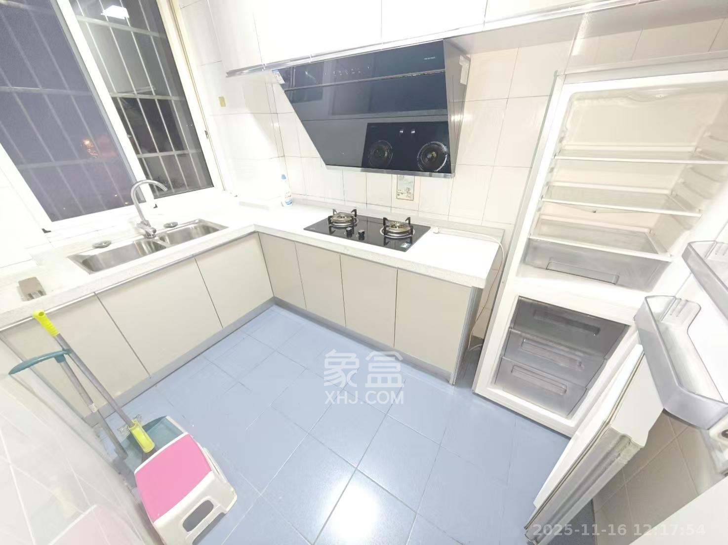 富绿新村  1室2厅1卫    1400.0元/月室内图