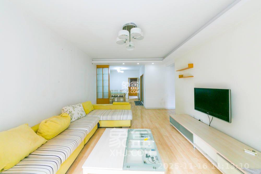 天城泰祥苑  2室2厅1卫    2400.0元/月