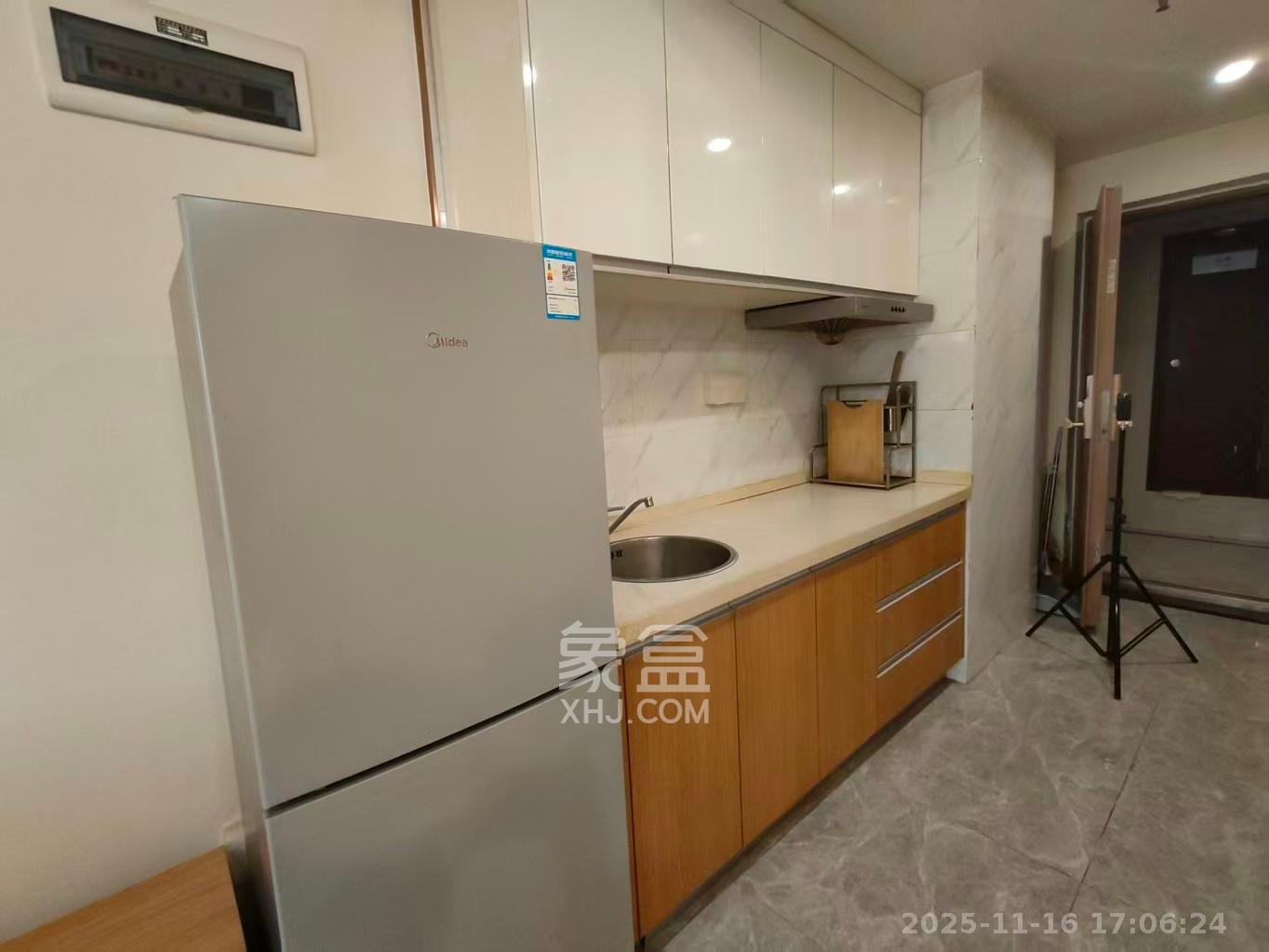 中交广场公寓 1室0厅0卫 1800.0元/月 中交广场公寓 1室0厅0卫 1800.0元/月室内图