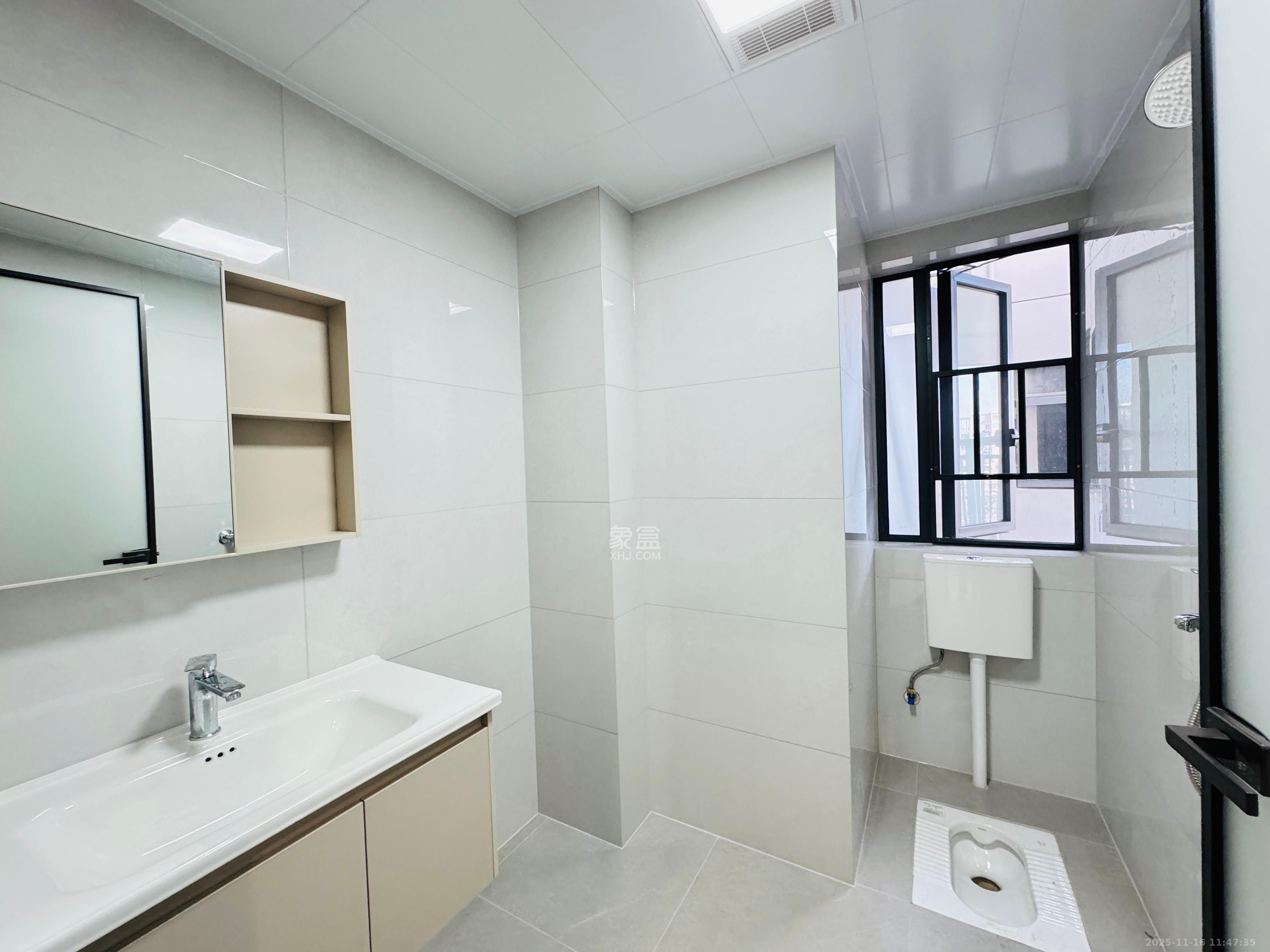 湖湘时代名邸公园壹号  2室2厅1卫    2300.0元/月室内图