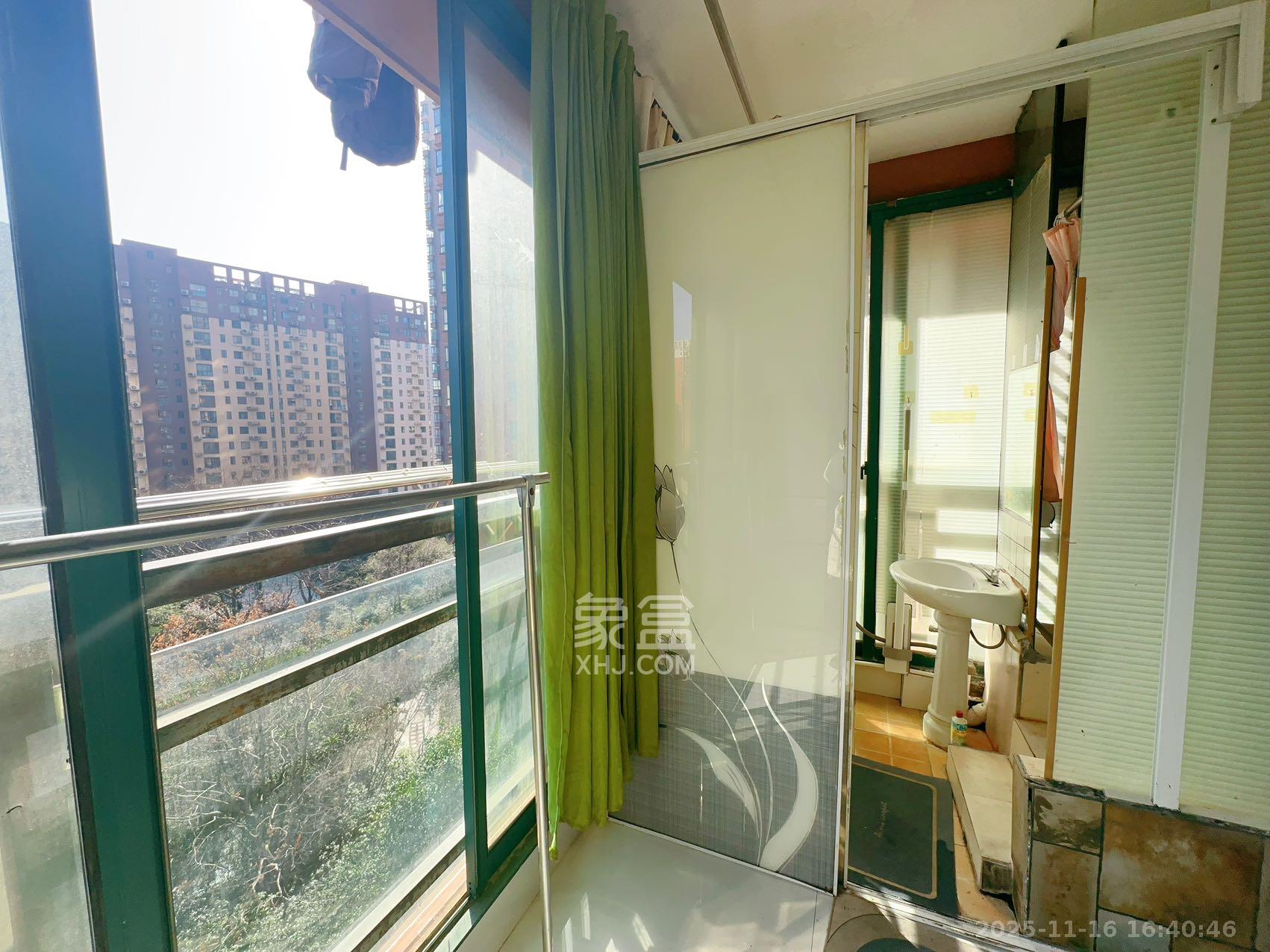 华盛世纪新城  1室1厅1卫    1300.0元/月室内图