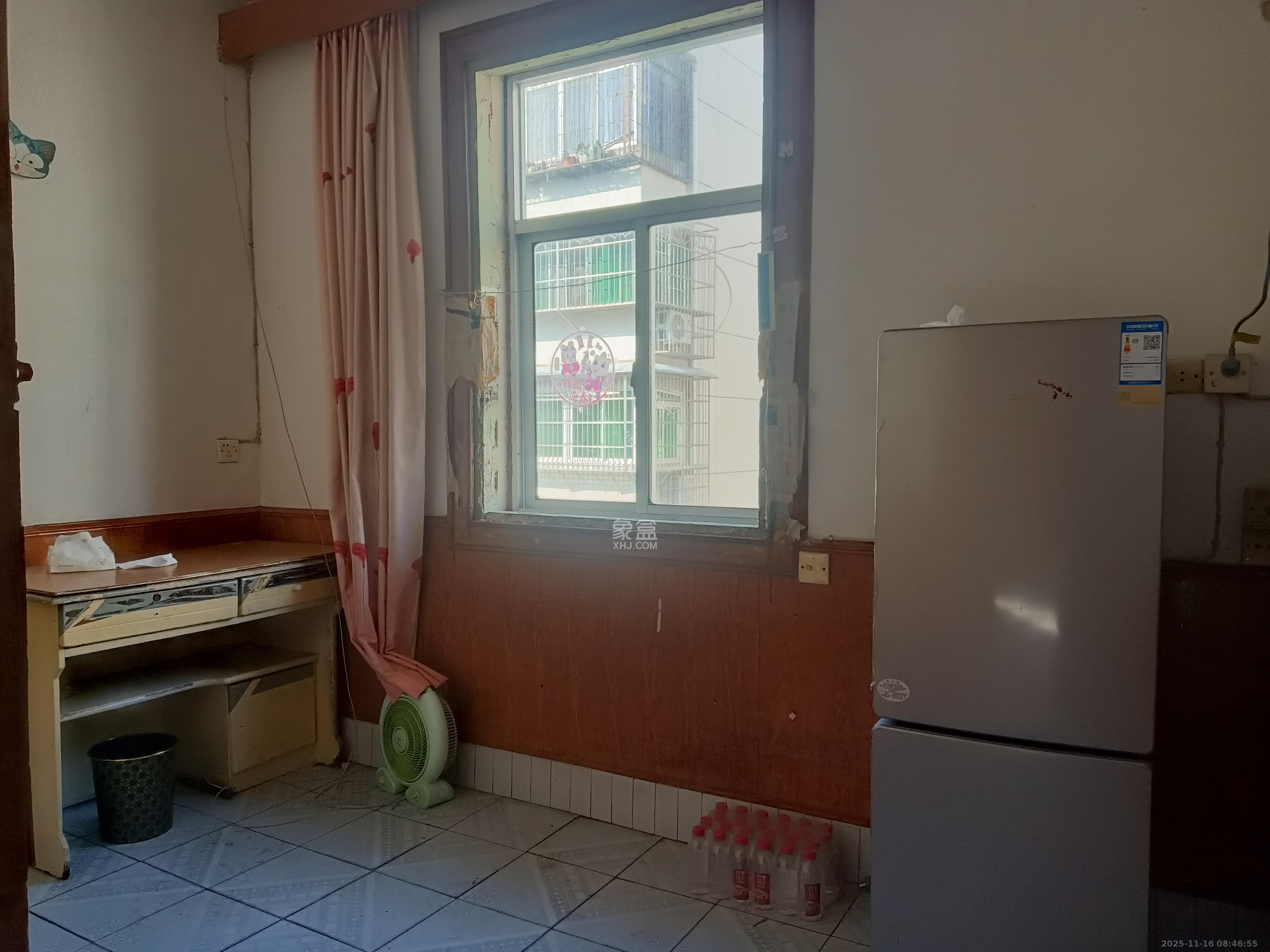 乔庄社区 1室1厅1卫 900.0元/月 乔庄社区 1室1厅1卫 900.0元/月室内图