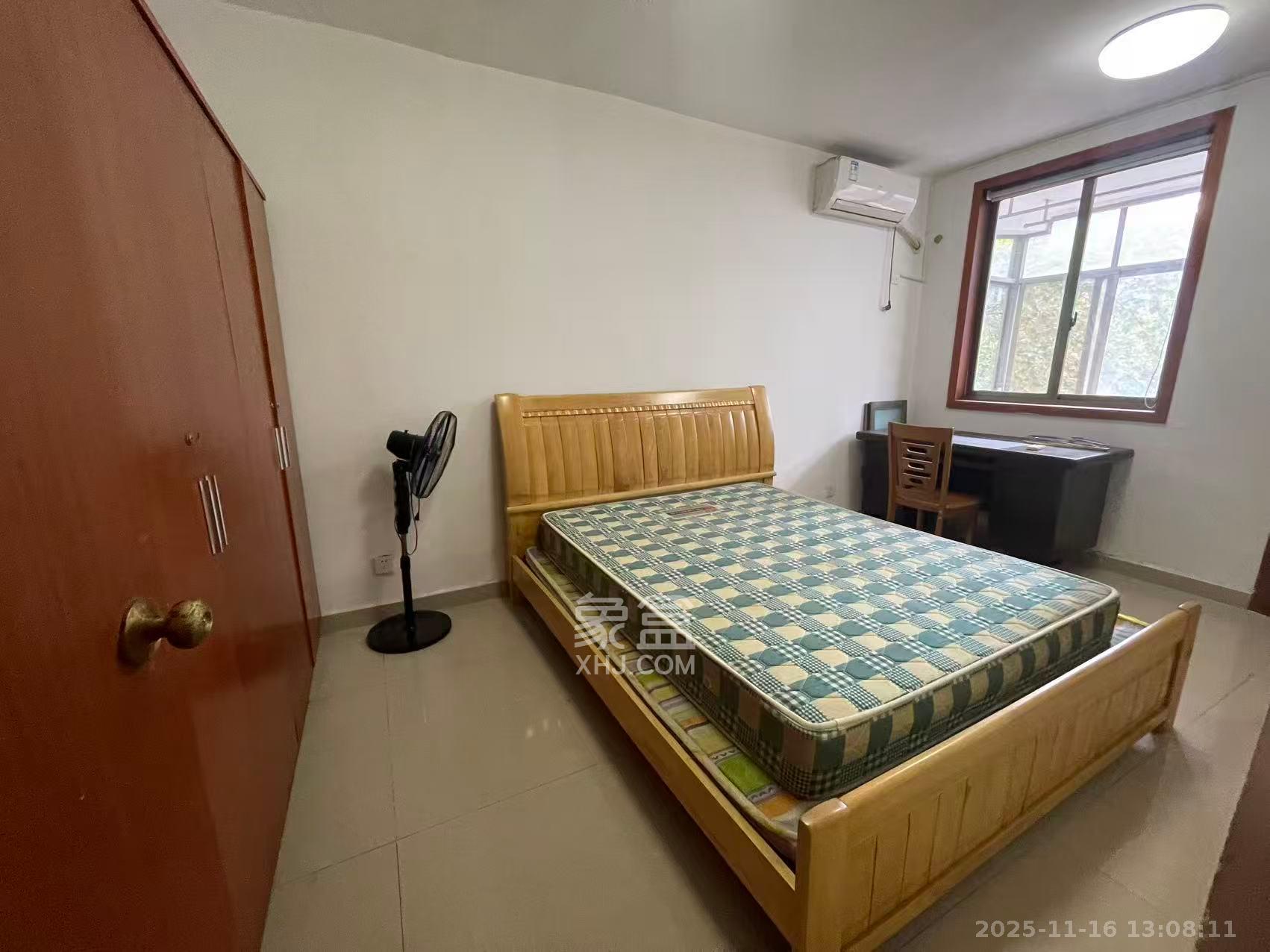 中南石油局宿舍  3室1厅1卫    2800.0元/月室内图