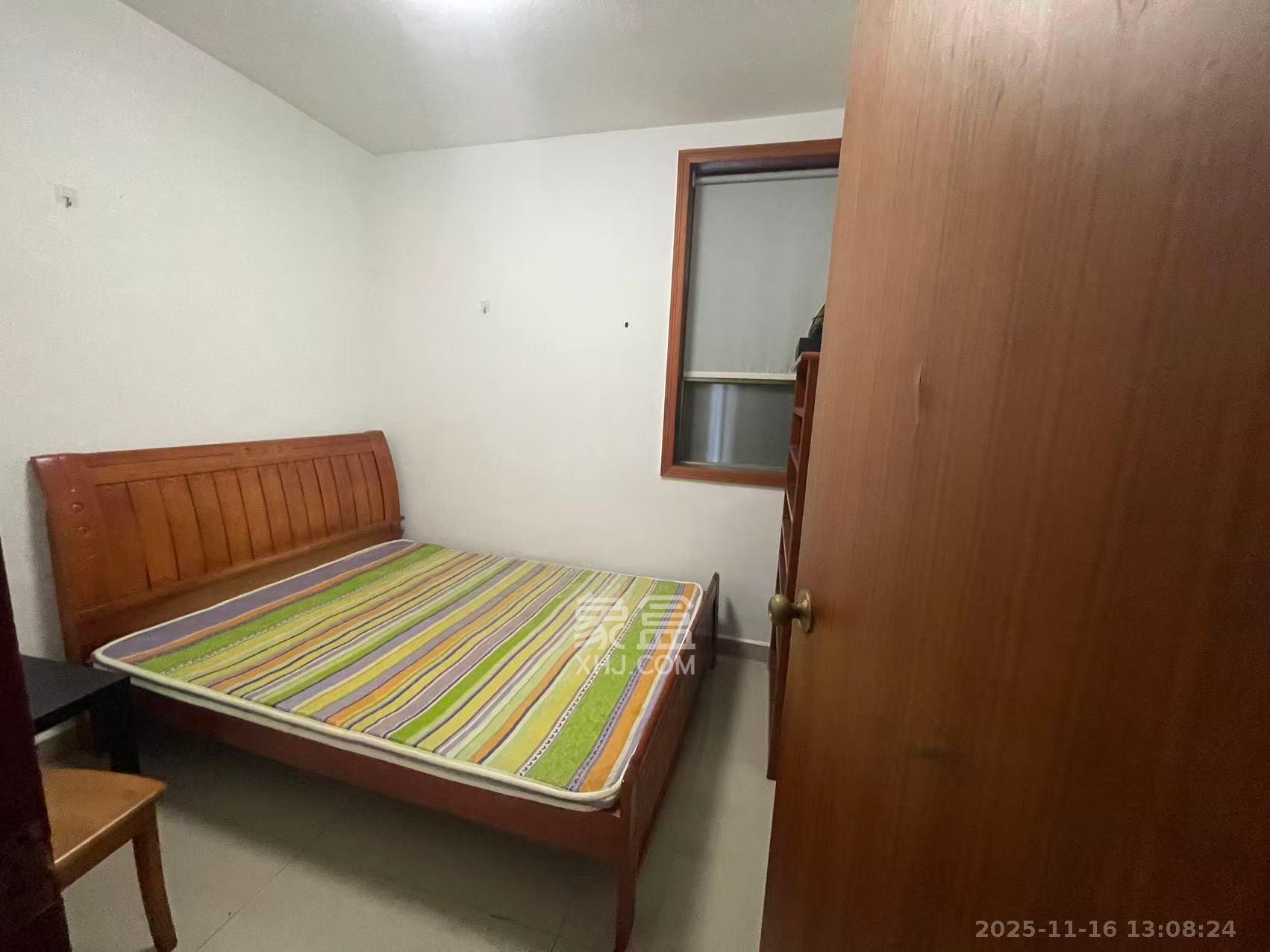 中南石油局宿舍 3室1厅1卫 2800.0元/月 中南石油局宿舍 3室1厅1卫 2800.0元/月室内图