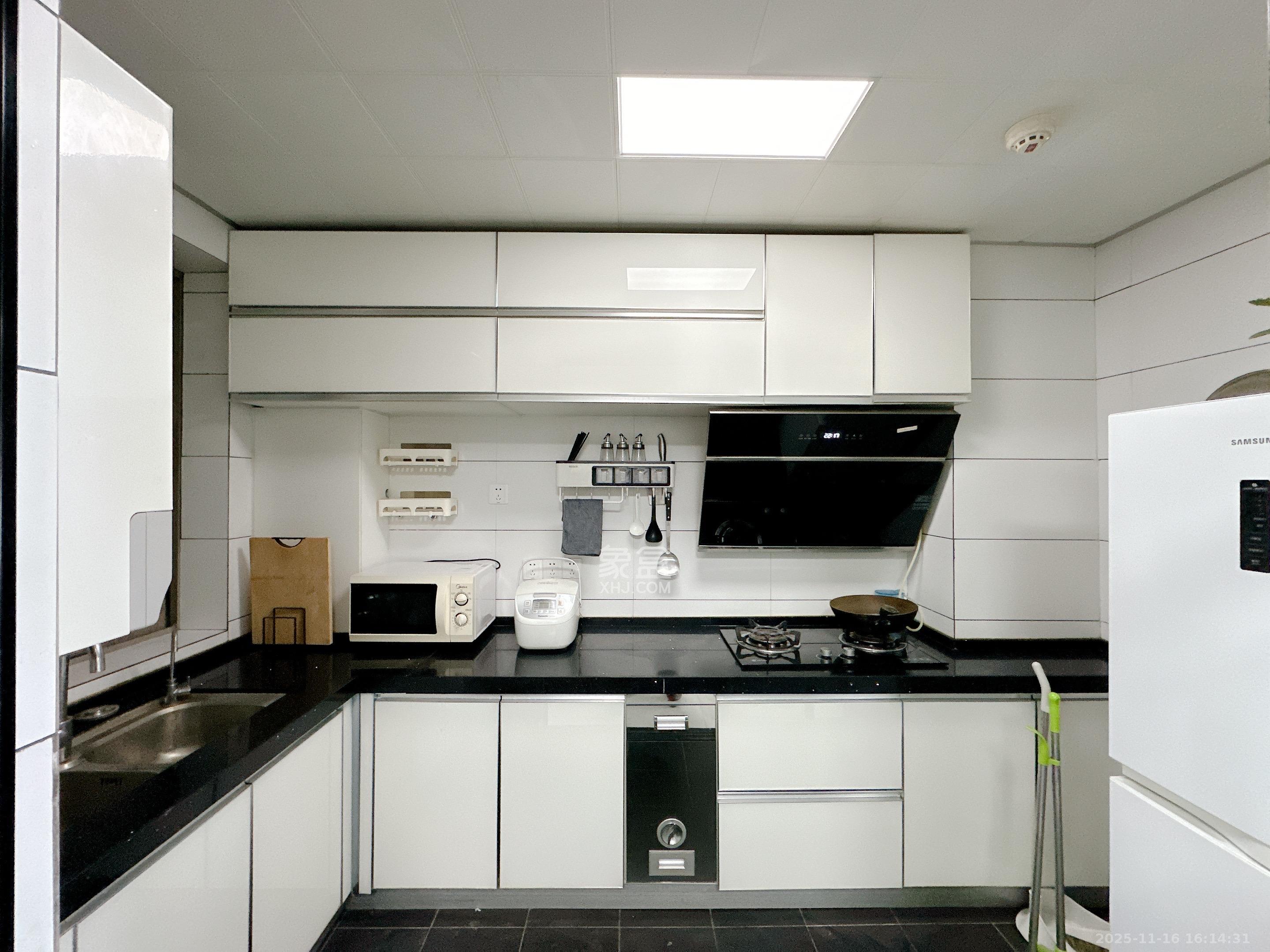 潮宗御苑  3室2厅2卫    7000.0元/月室内图