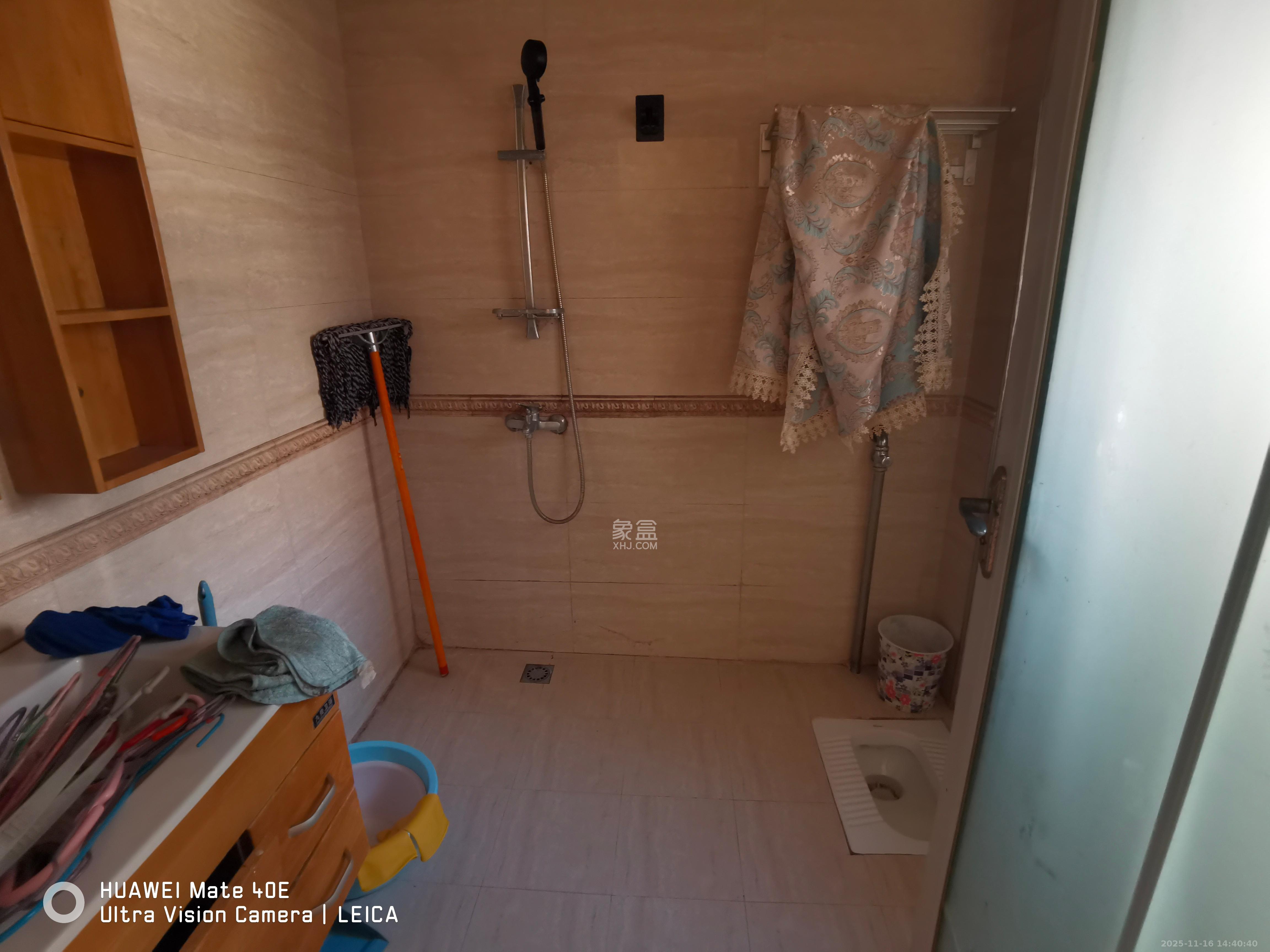 华润凤凰城一期  3室2厅1卫    1800.0元/月室内图