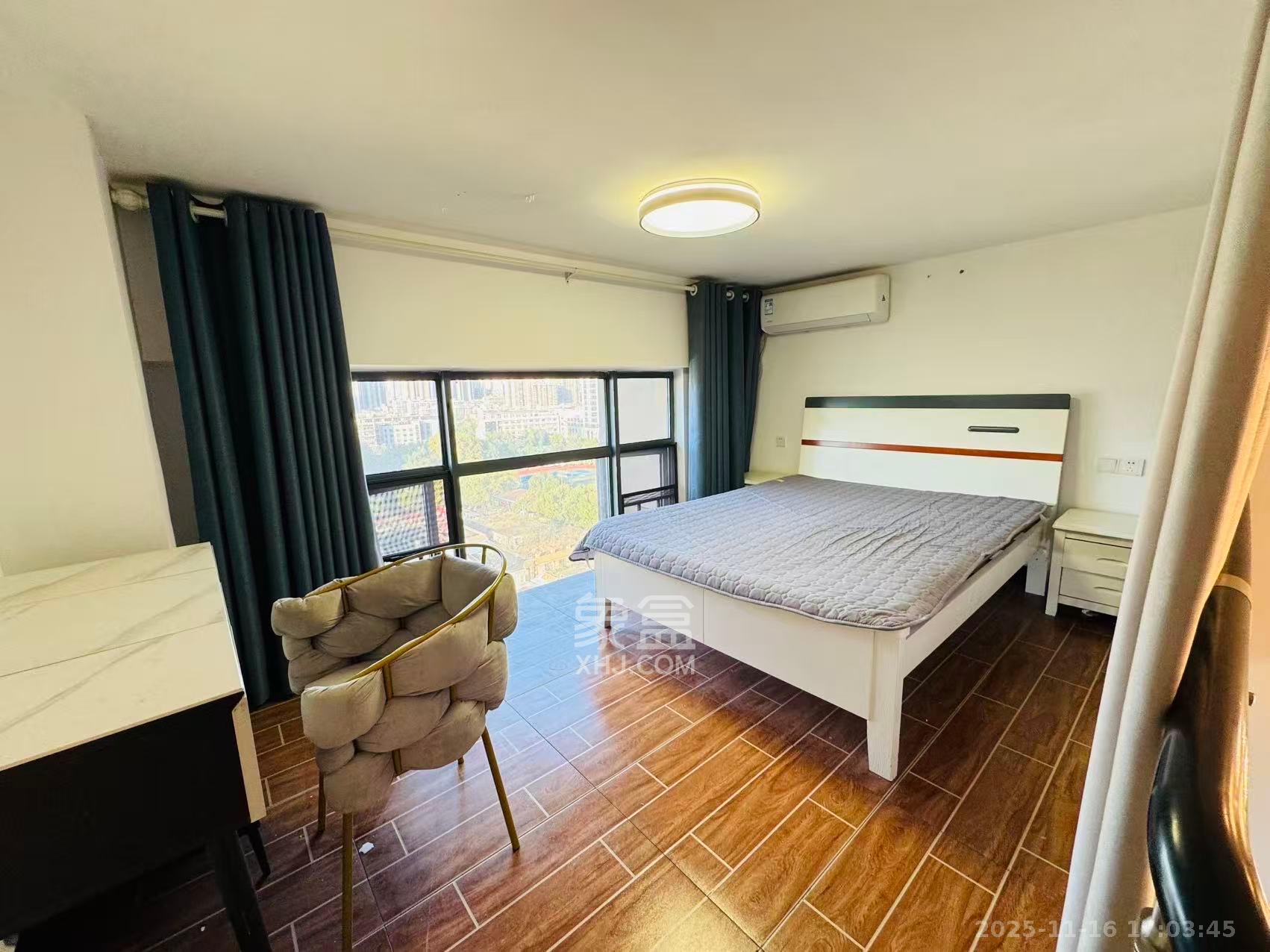 荣盛花语书苑  1室1厅2卫    2000.0元/月室内图