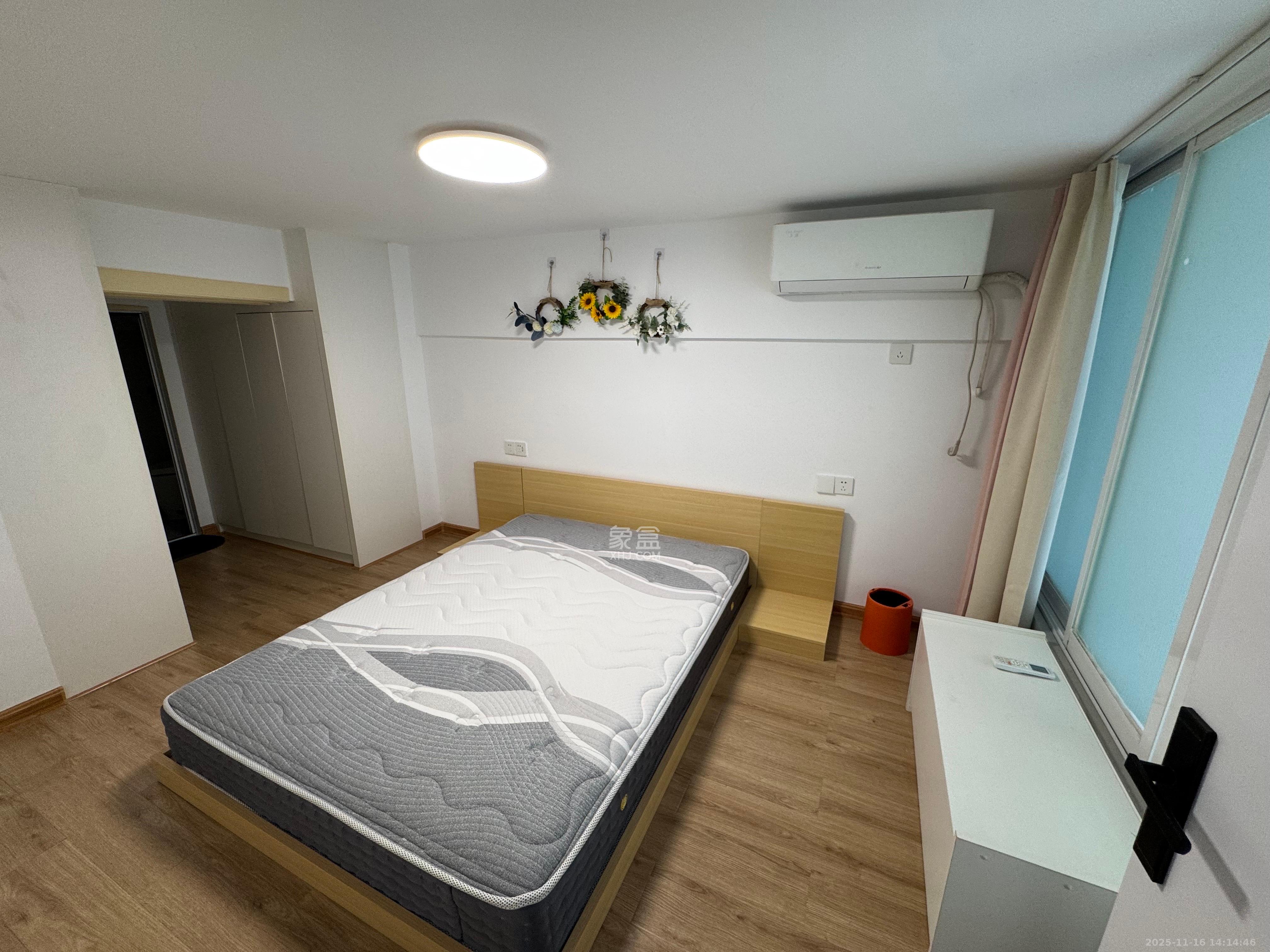 汇城上筑 3室2厅2卫 2400.0元/月 汇城上筑 3室2厅2卫 2400.0元/月室内图