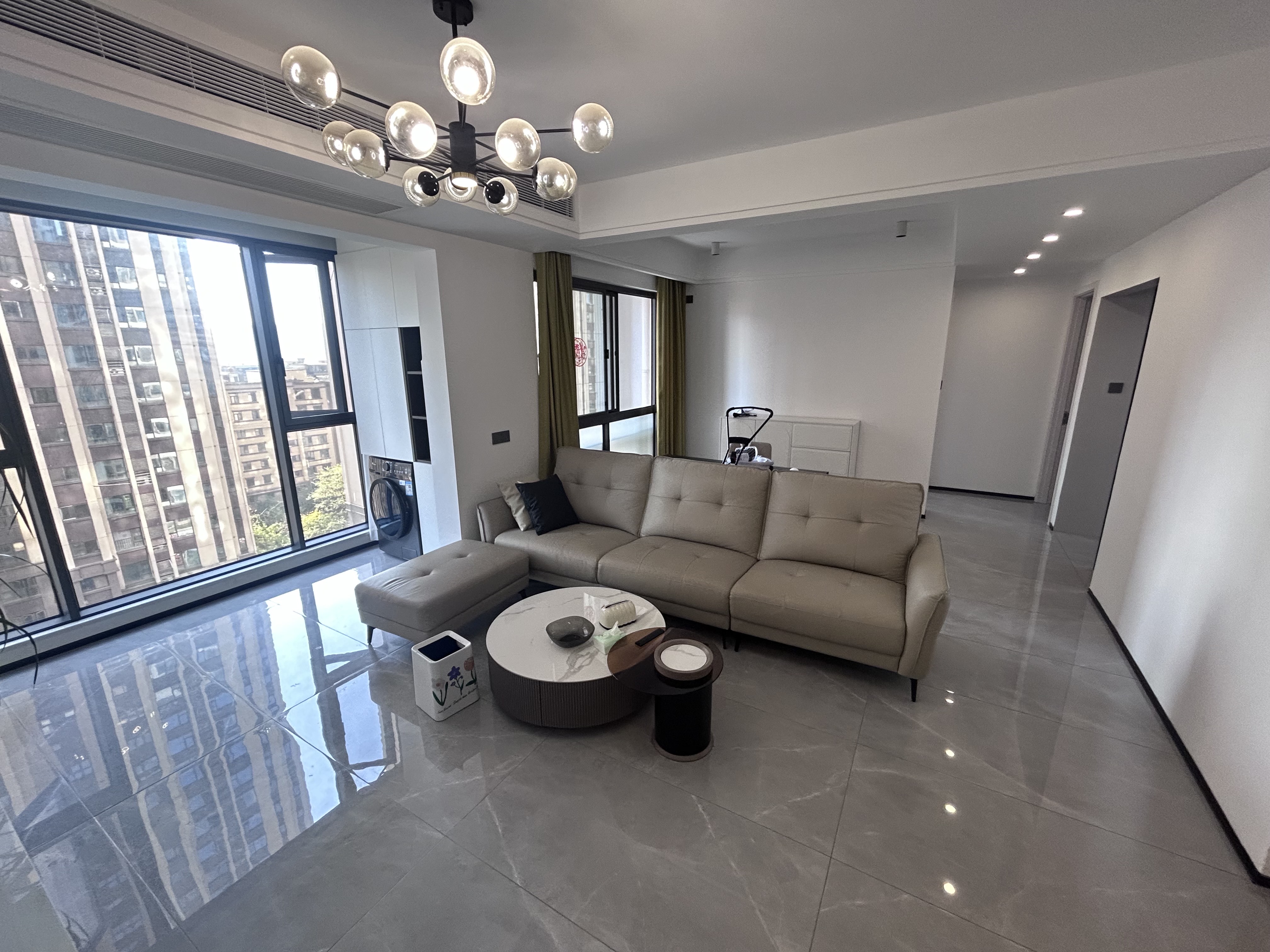 润和翰文府  2室2厅1卫    2600.0元/月户型图