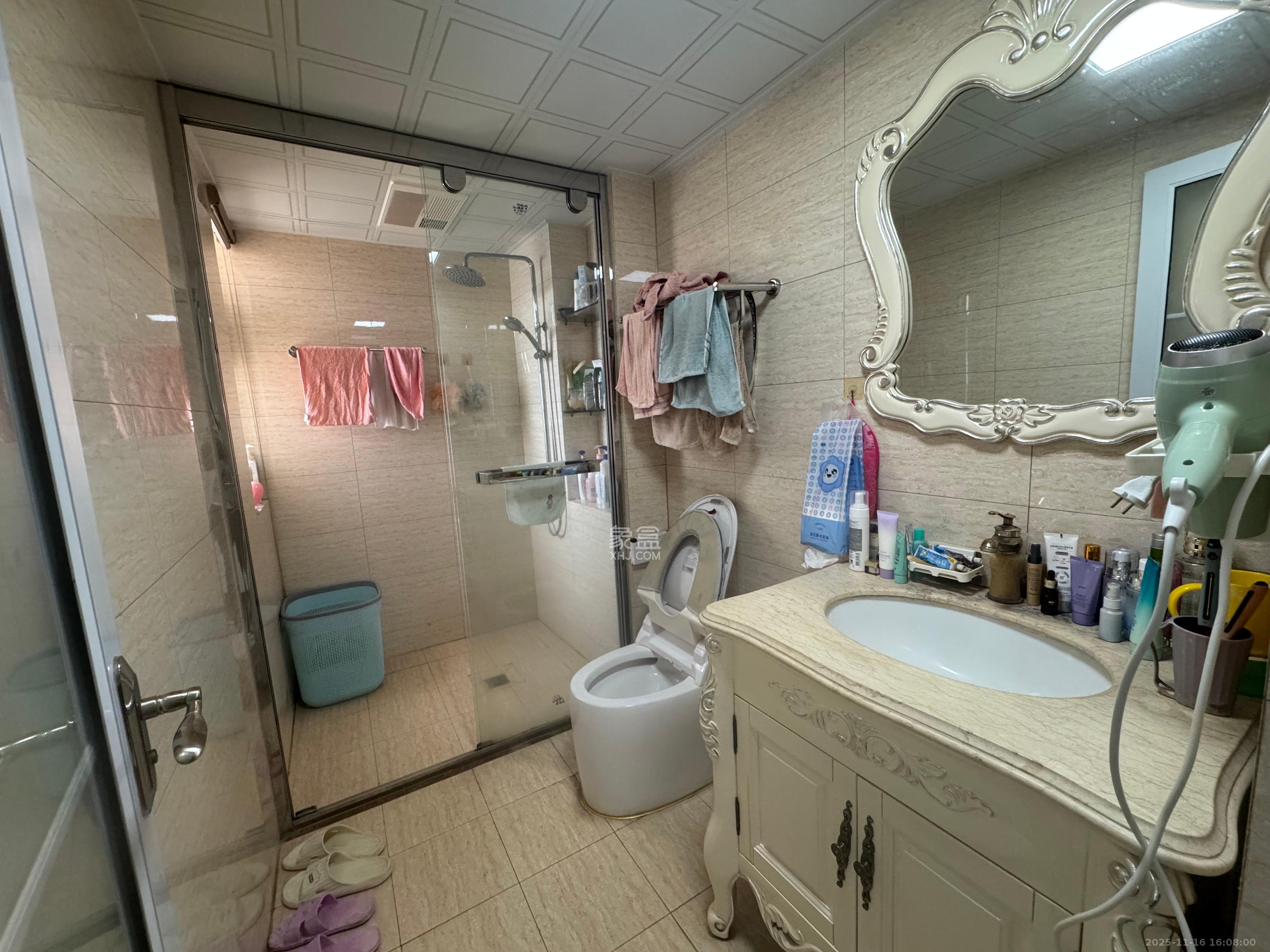 北辰三角洲E6区 4室2厅2卫 4200.0元/月 北辰三角洲E6区 4室2厅2卫 4200.0元/月室内图