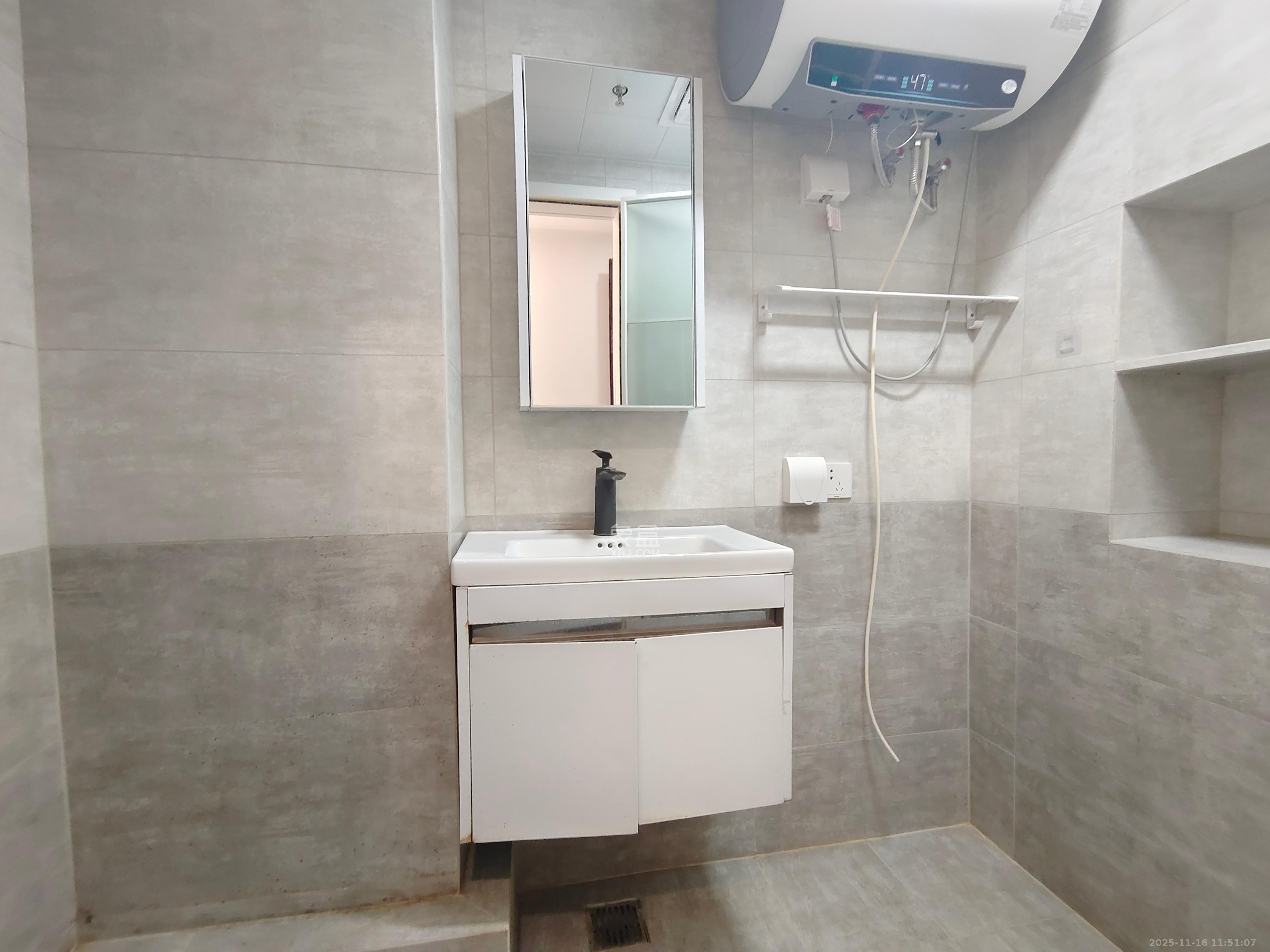 保利海德公园 1室1厅1卫 1600.0元/月 保利海德公园 1室1厅1卫 1600.0元/月室内图