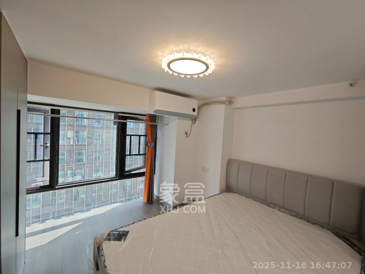 时代MOMA云PARK  2室1厅1卫    2400.0元/月室内图