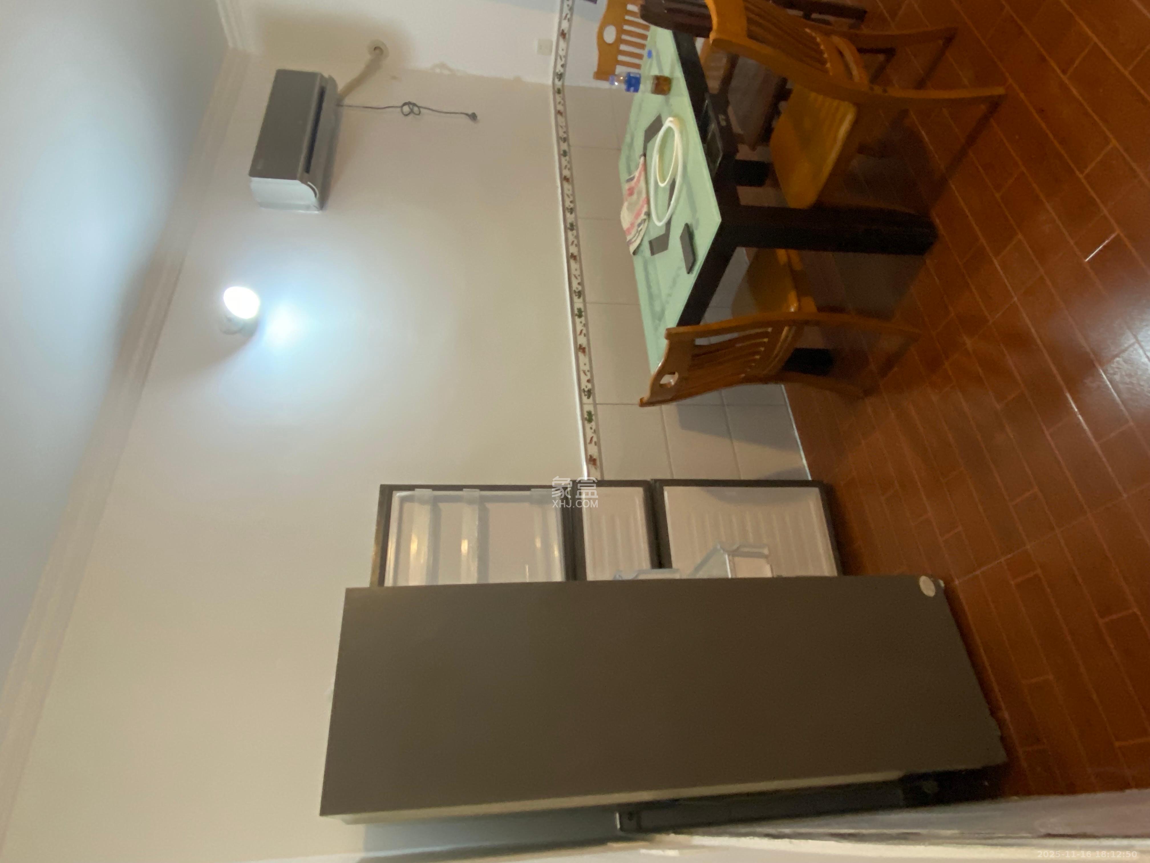 向韶村 2室1厅1卫 1300.0元/月 向韶村 2室1厅1卫 1300.0元/月室内图