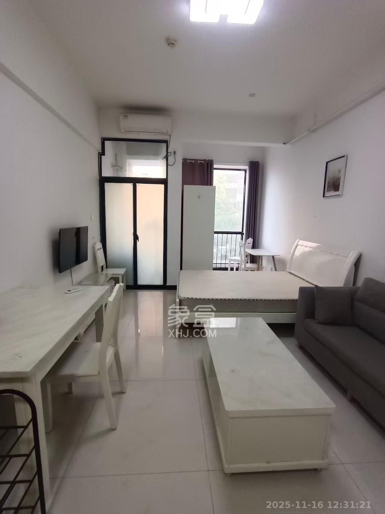 长房时代城 1室1厅1卫 1500.0元/月 长房时代城 1室1厅1卫 1500.0元/月室内图