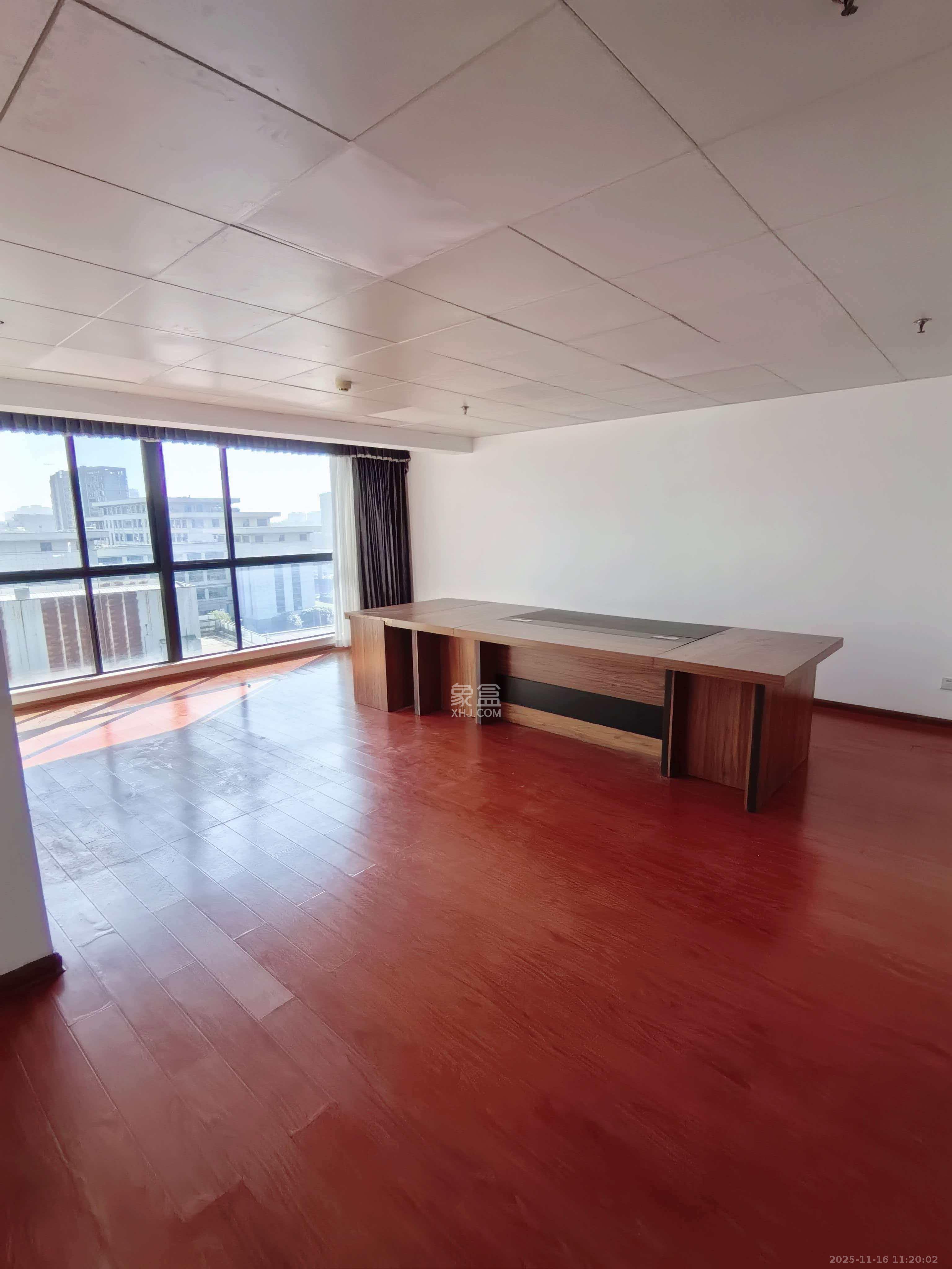 标志商务中心 1室1厅1卫 1400.0元/月 标志商务中心 1室1厅1卫 1400.0元/月室内图