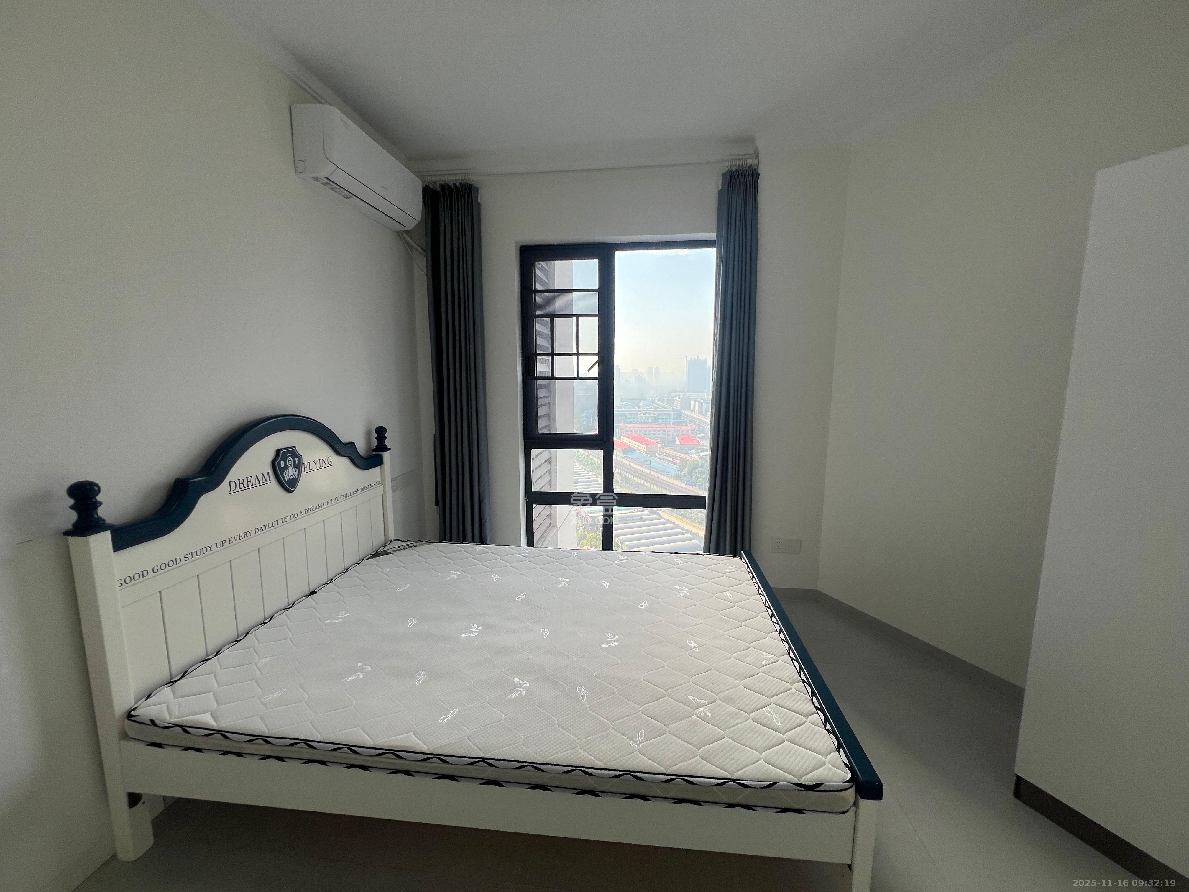 富力芙蓉新天地  2室2厅1卫    2400.0元/月室内图