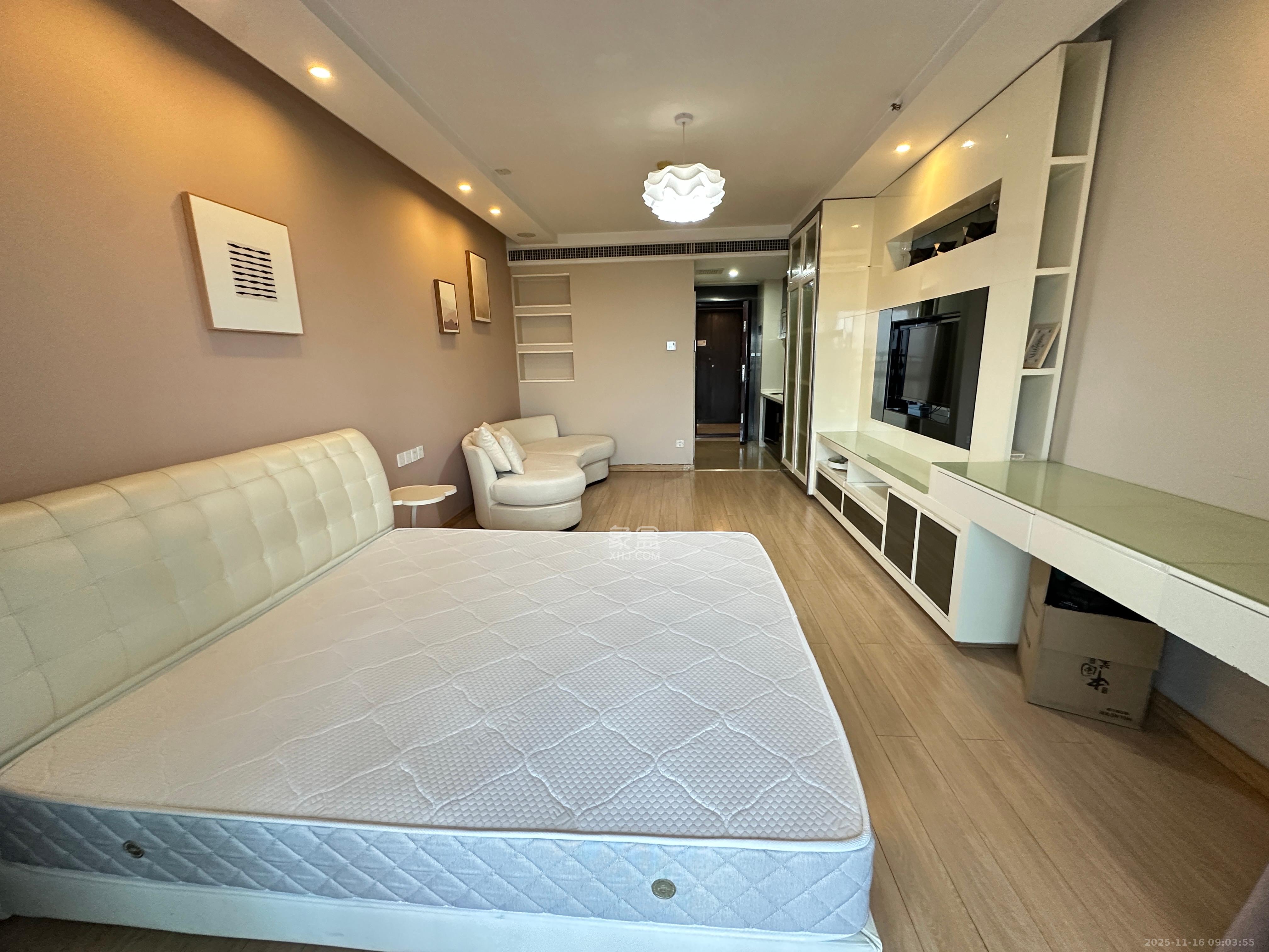 保利国际广场  1室1厅1卫    2600.0元/月室内图