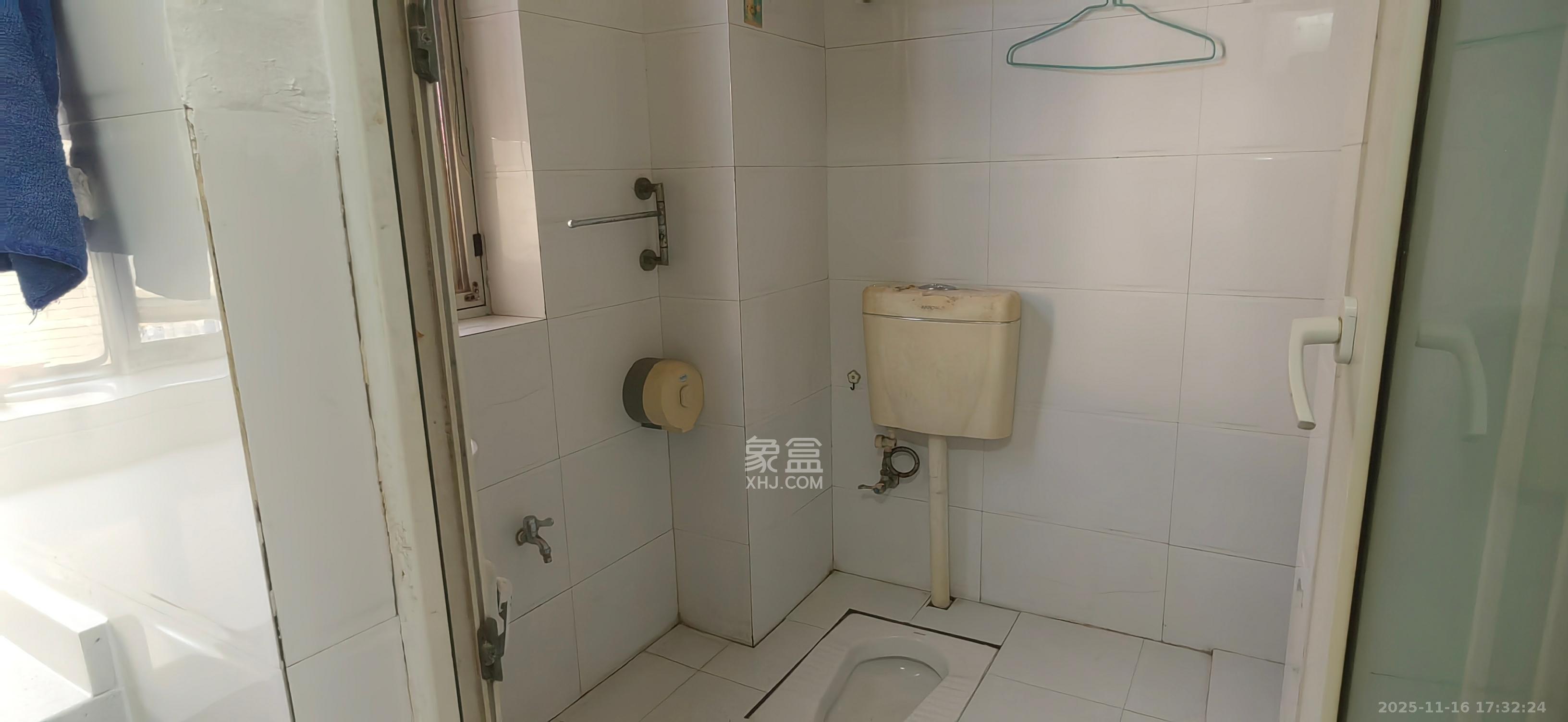 雄踞都市东家  2室2厅1卫    2000.0元/月室内图