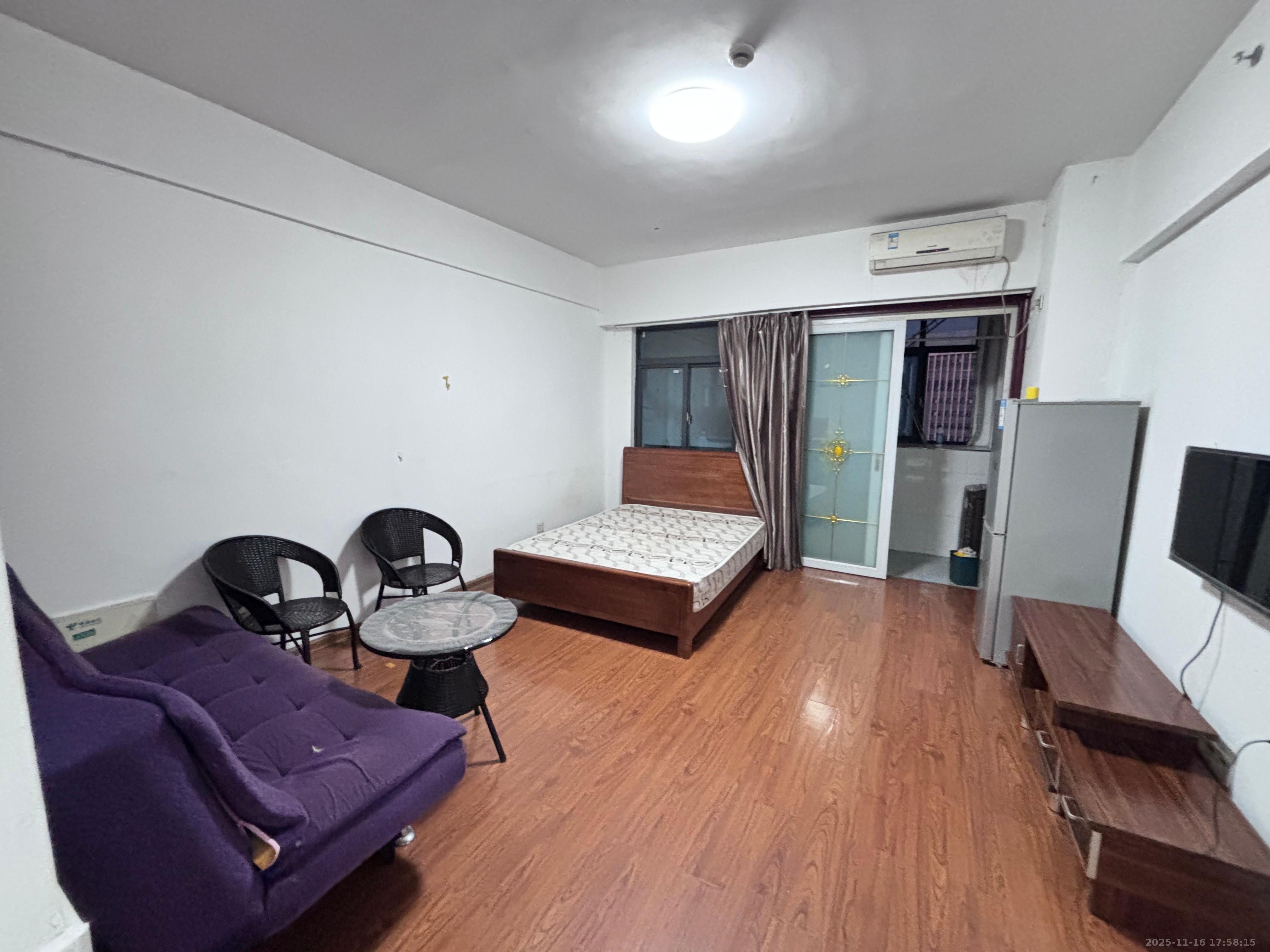 汉华国际  1室1厅1卫    1000.0元/月