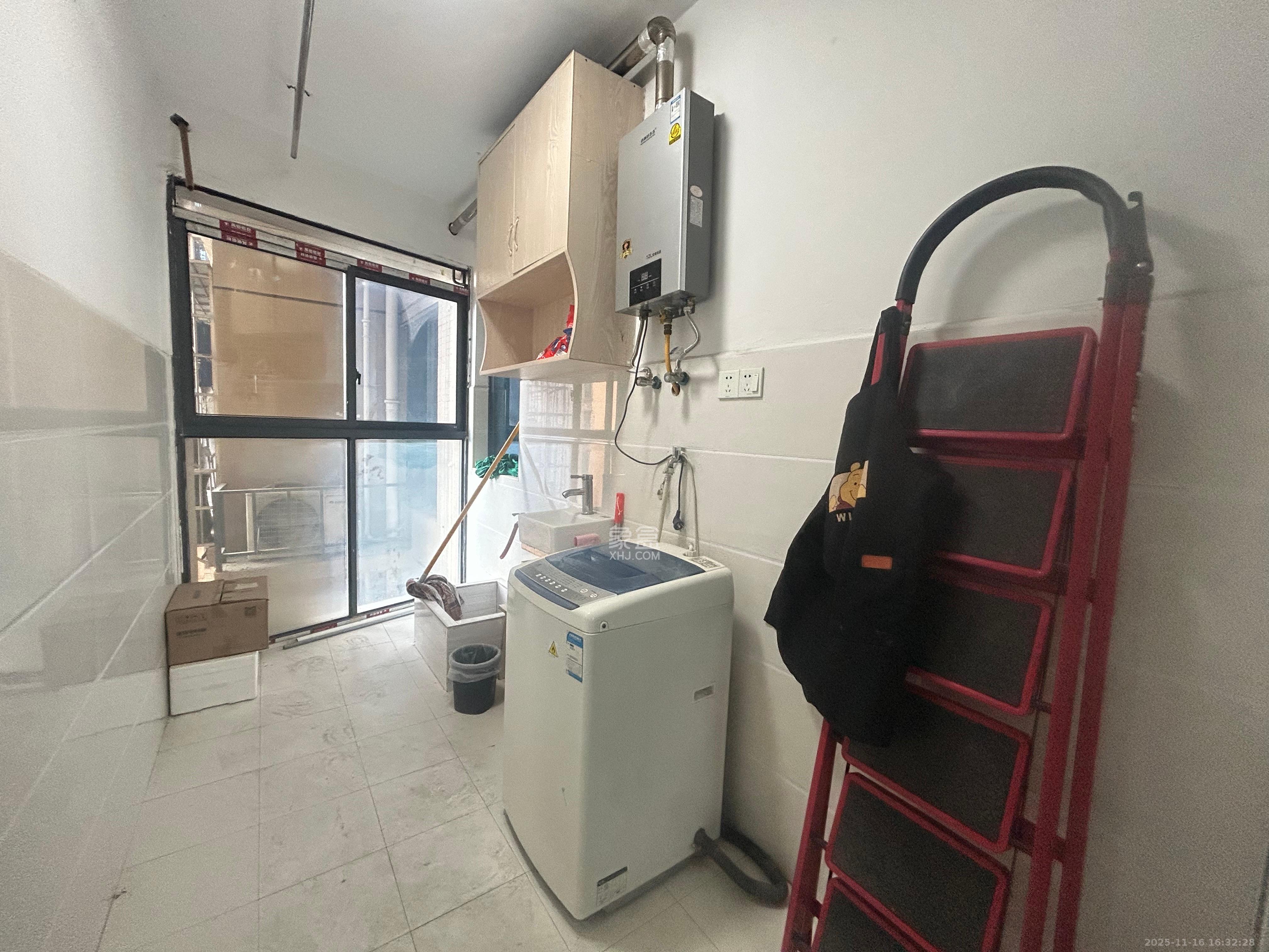 方略城市广场  3室2厅1卫    2200.0元/月室内图