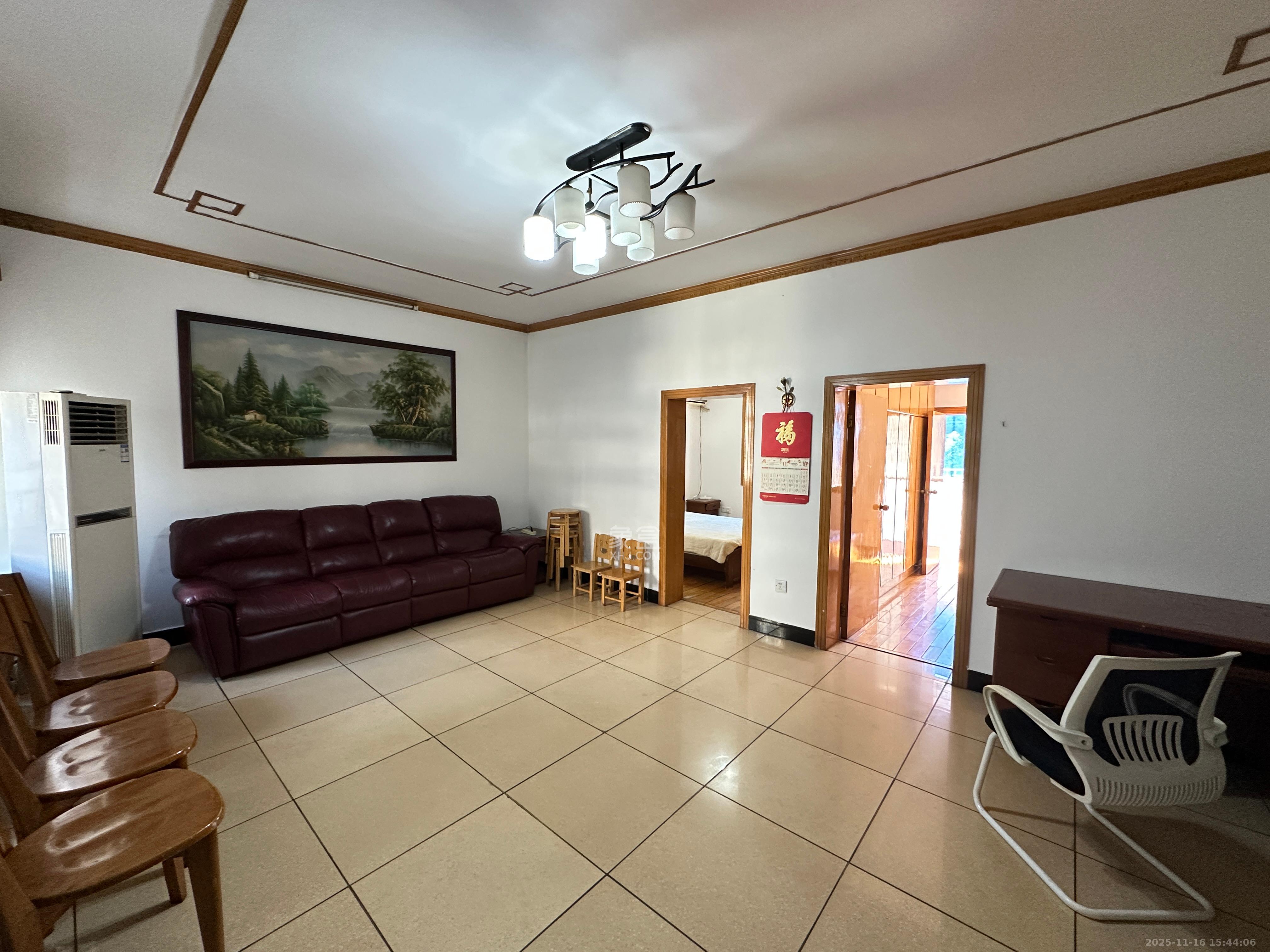 涂家冲社区(涂新小区、农商银行宿舍) 2室2厅1卫 1800.0元/月 涂家冲社区(涂新小区、农商银行宿舍) 2室2厅1卫 1800.0元/月室内图